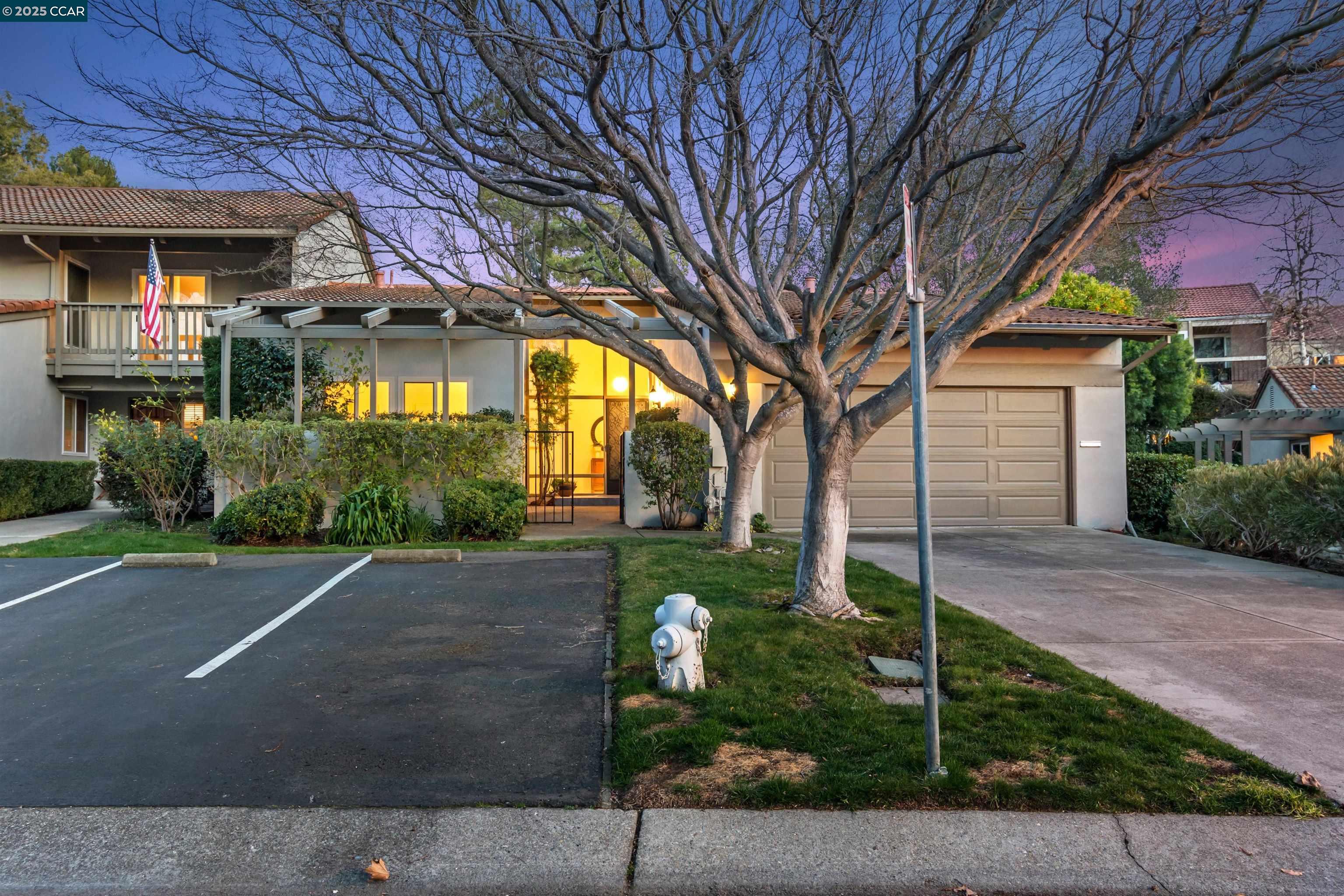 Photo #2: 41086877 Listing 