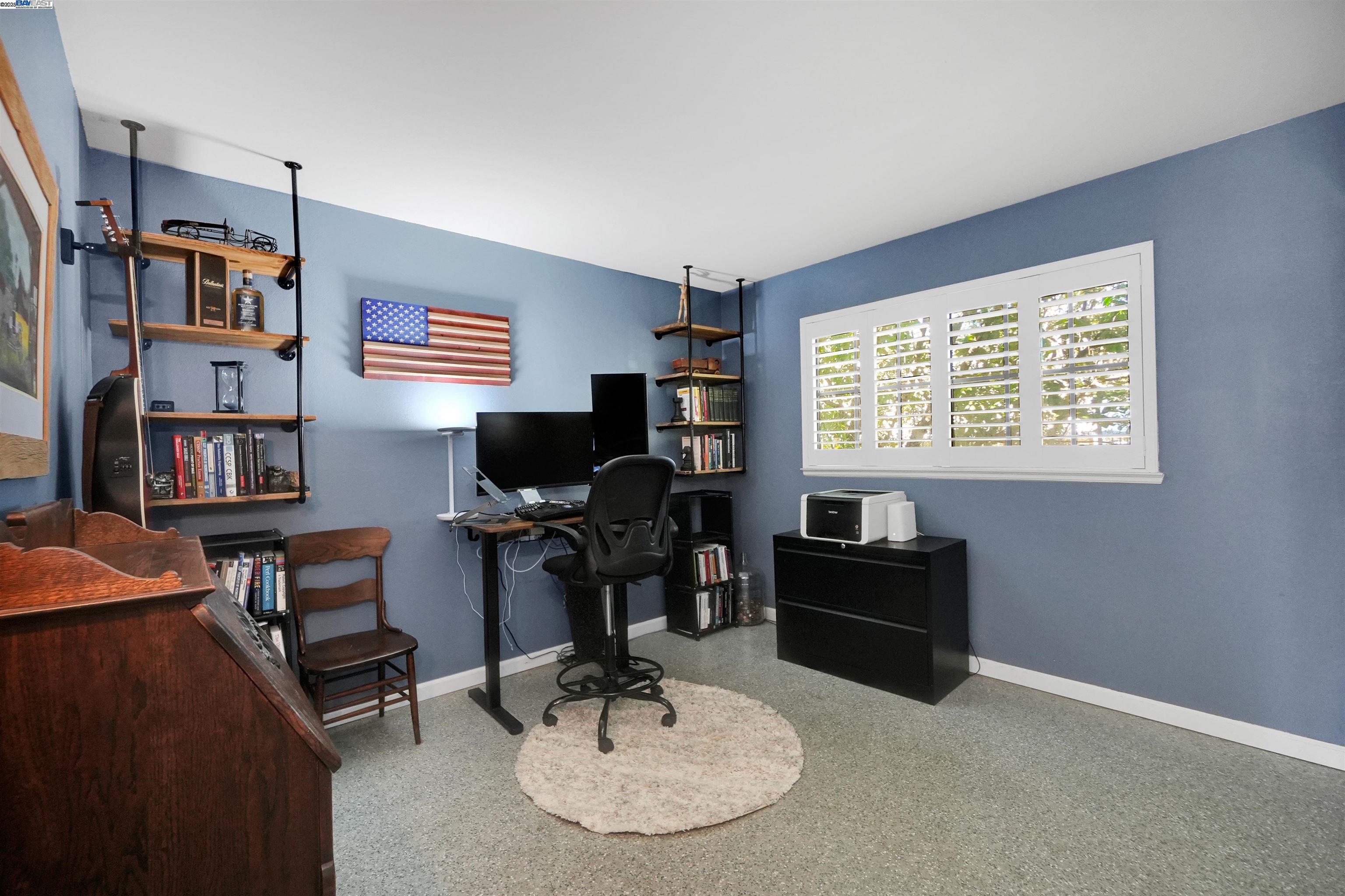 Detail Gallery Image 12 of 35 For 13844 Rose Dr, San Leandro,  CA 94578 - 4 Beds | 3 Baths