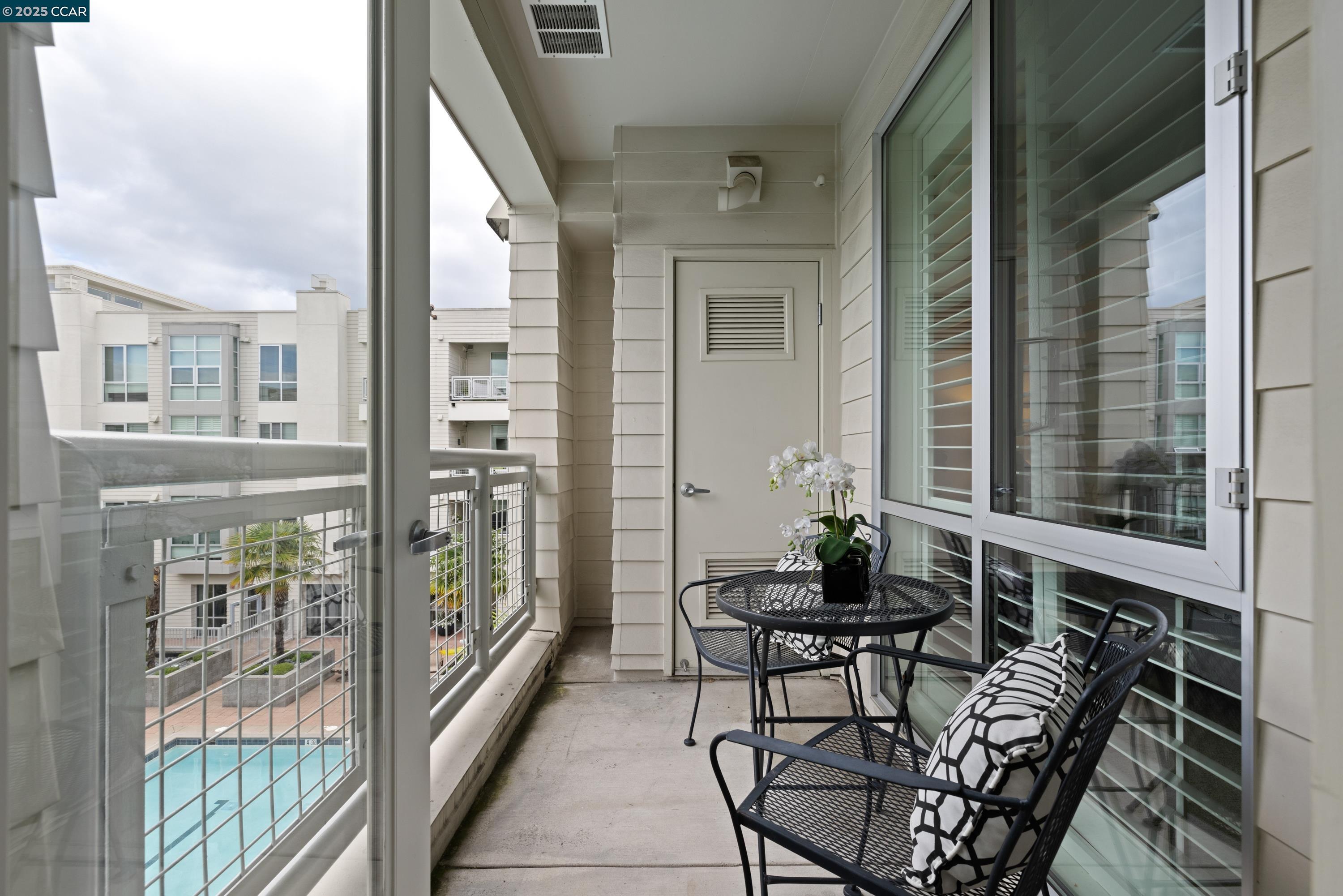 Detail Gallery Image 22 of 29 For 1655 N California Blvd #345,  Walnut Creek,  CA 94596 - 1 Beds | 1/1 Baths