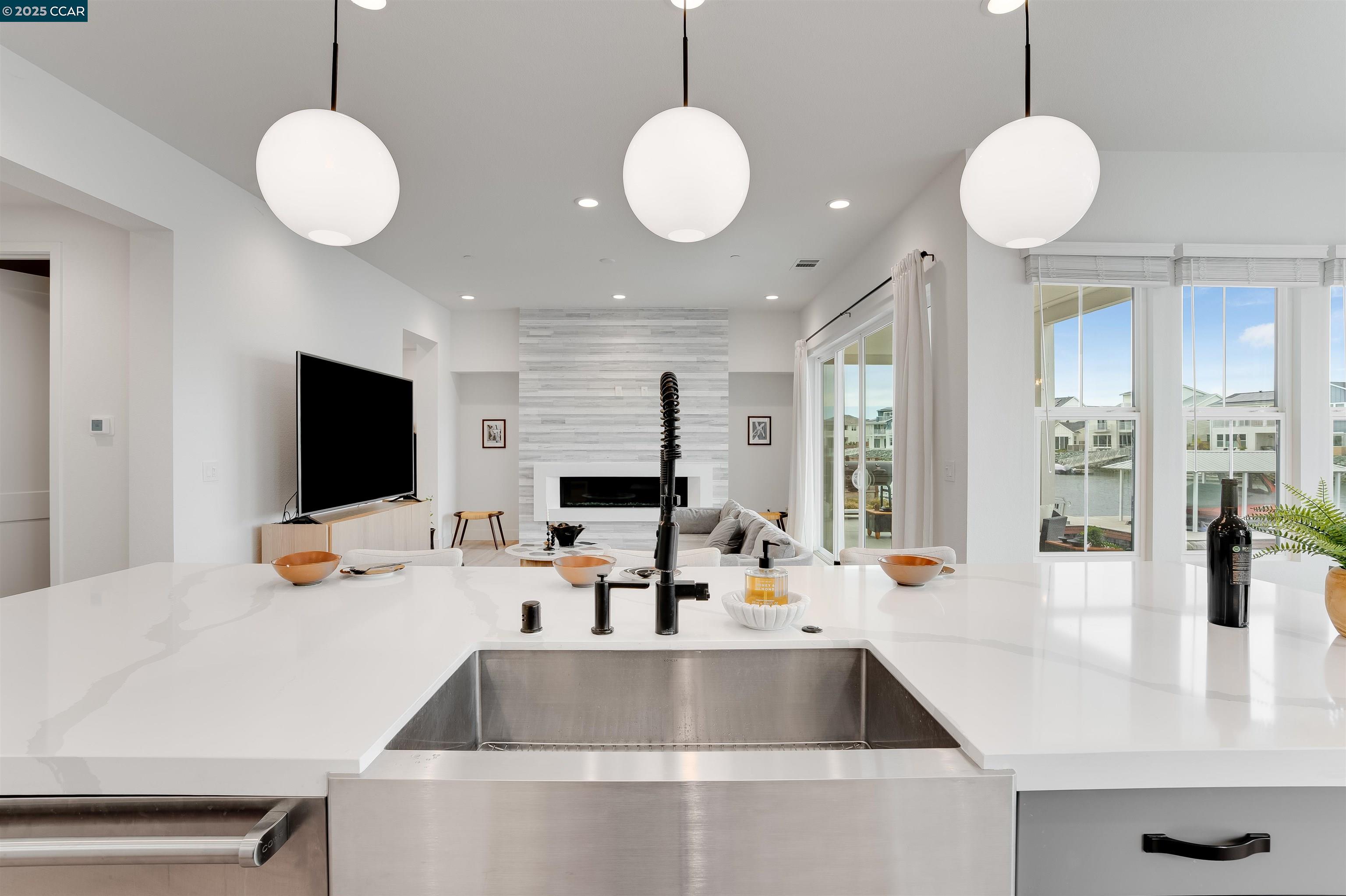 Detail Gallery Image 20 of 60 For 461 Halcyon Pl, Bethel Island,  CA 94511 - 4 Beds | 5/1 Baths