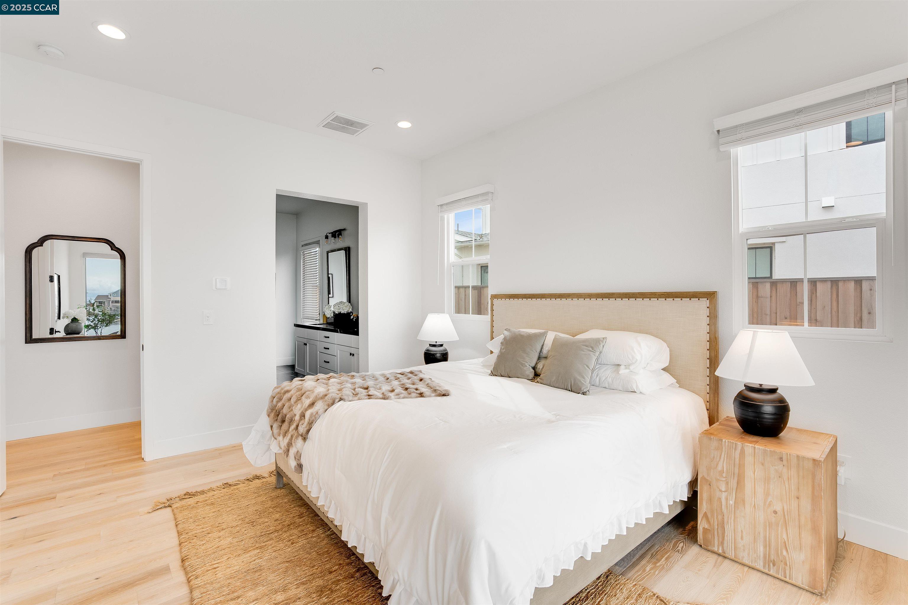 Detail Gallery Image 10 of 60 For 461 Halcyon Pl, Bethel Island,  CA 94511 - 4 Beds | 5/1 Baths