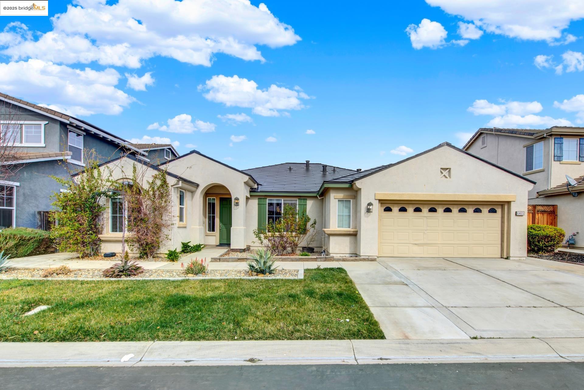 Detail Gallery Image 1 of 1 For 6465 Green Castle Cir, Discovery Bay,  CA 94505 - 4 Beds | 3 Baths