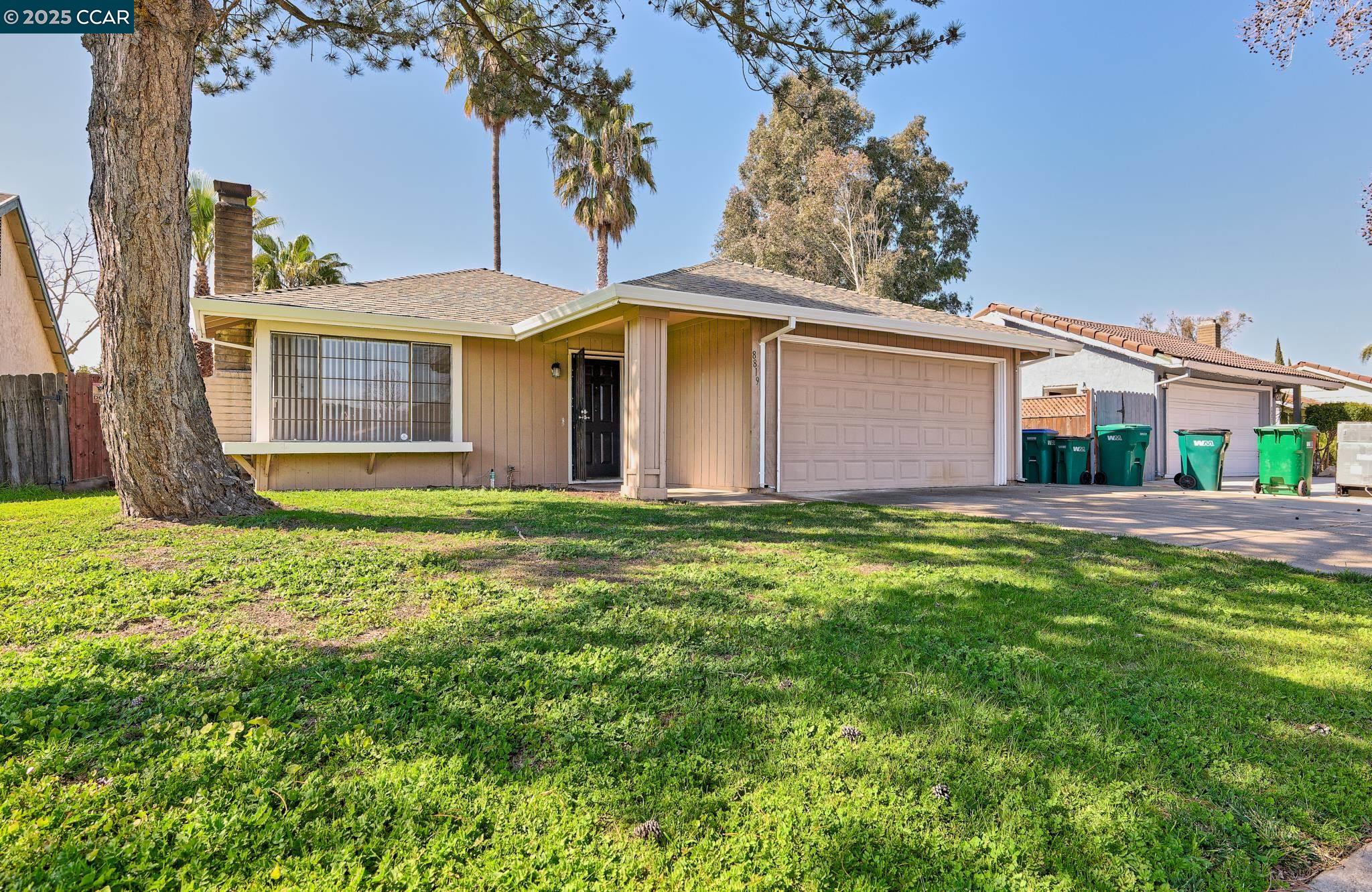 Detail Gallery Image 1 of 1 For 8819 Cardiff Pl, Stockton,  CA 95210 - 4 Beds | 2 Baths