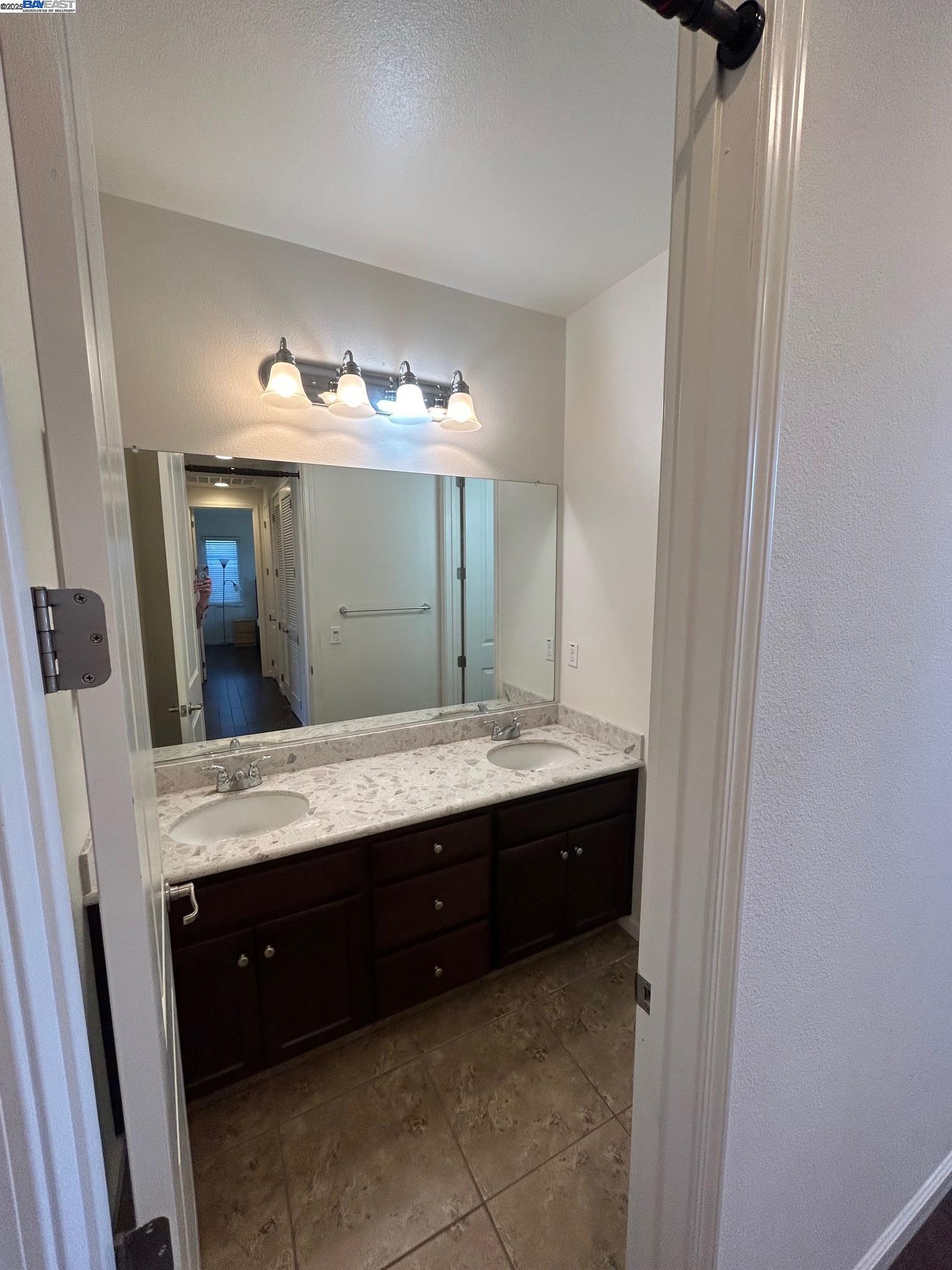 Detail Gallery Image 18 of 30 For 3002 Blackberry Ave, San Ramon,  CA 94582 - 3 Beds | 2/1 Baths