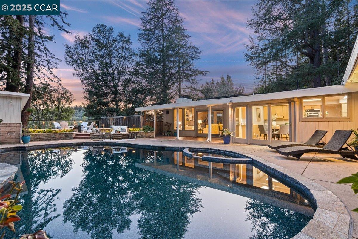 Detail Gallery Image 1 of 1 For 1260 Panorama Dr, Lafayette,  CA 94549-2413 - 4 Beds | 3 Baths