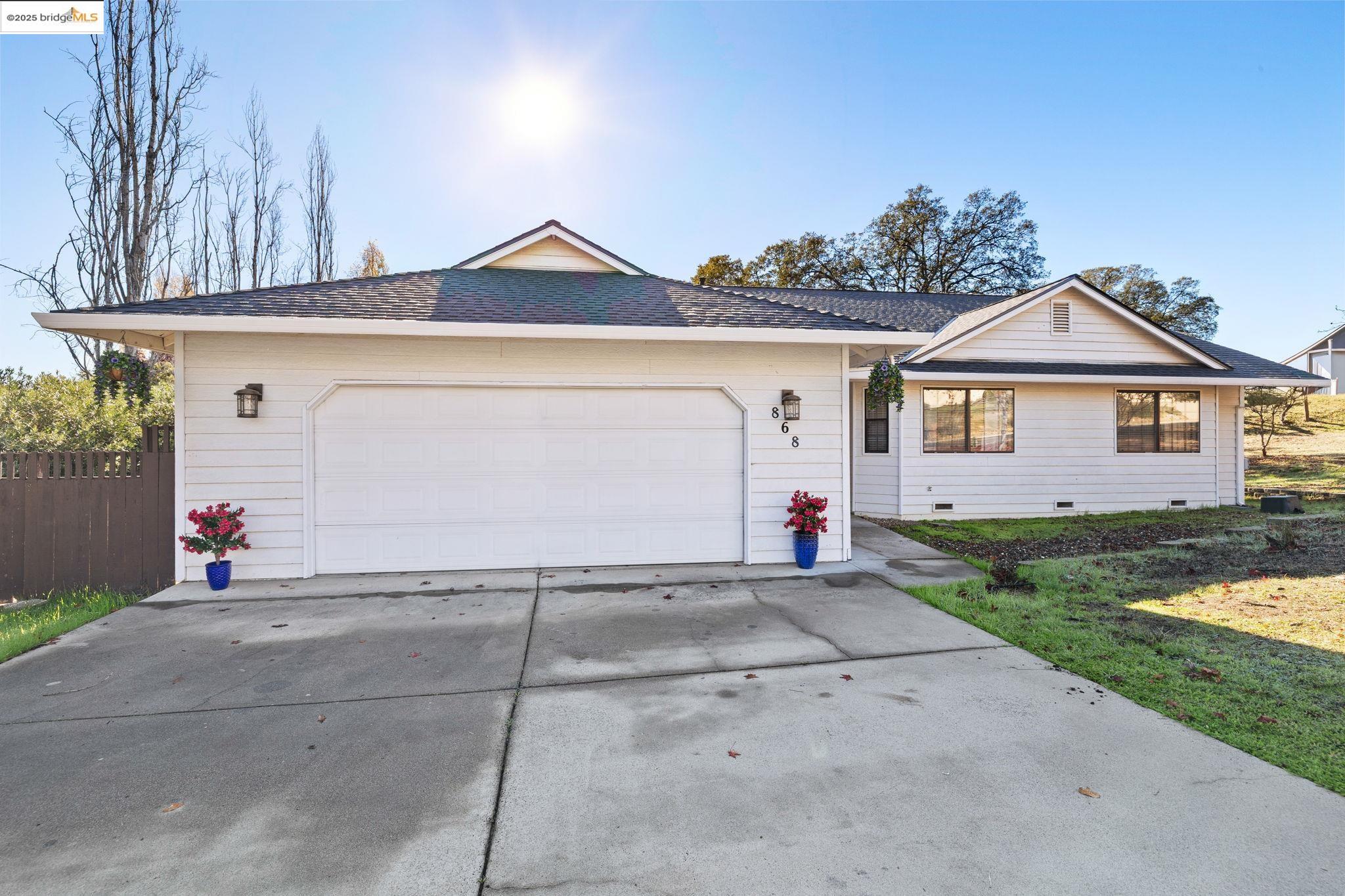 Detail Gallery Image 2 of 54 For 868 Live Oak Dr, Angels Camp,  CA 95222 - 3 Beds | 2 Baths