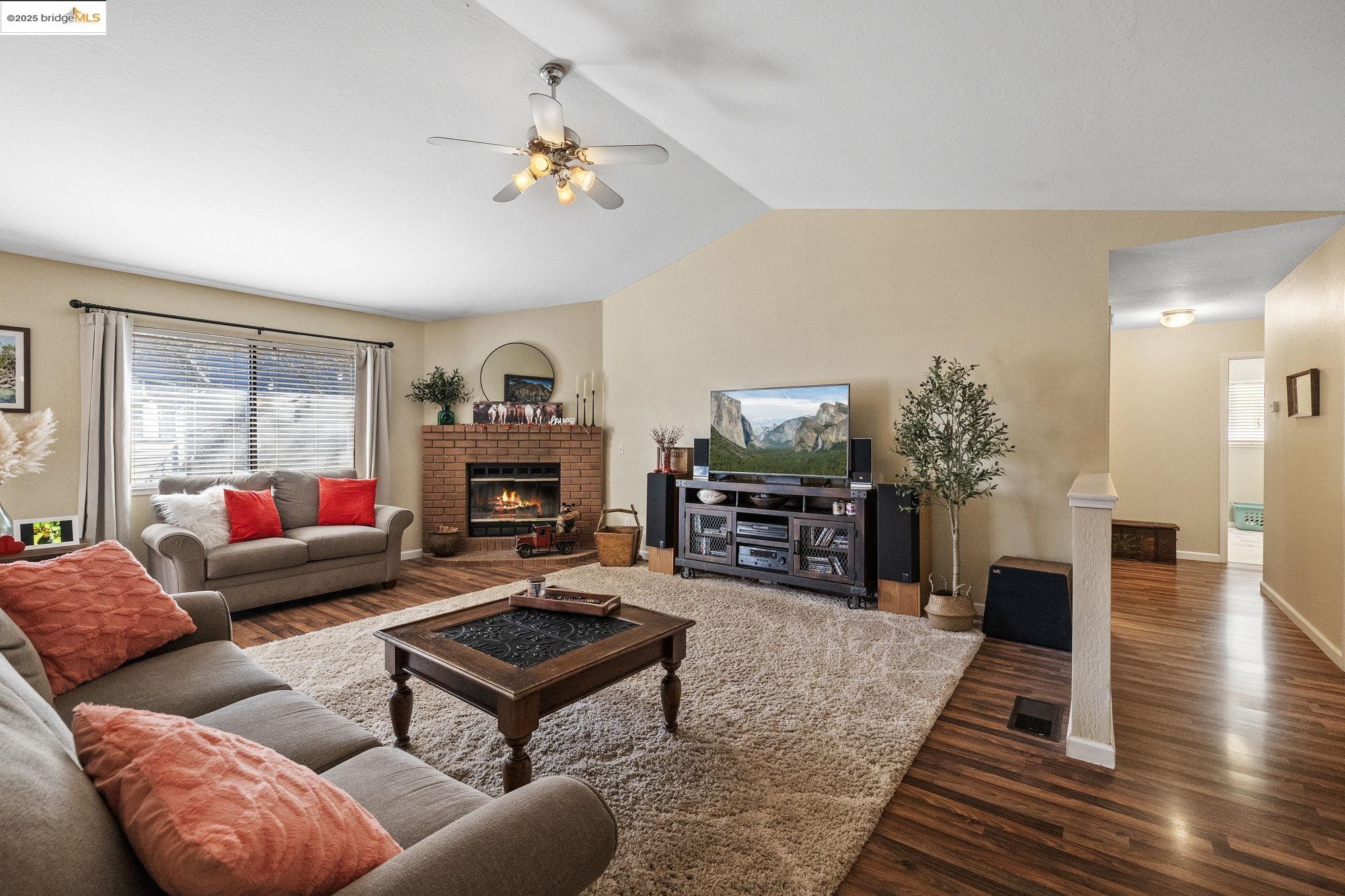 Detail Gallery Image 18 of 50 For 868 Live Oak Dr, Angels Camp,  CA 95222 - 3 Beds | 2 Baths