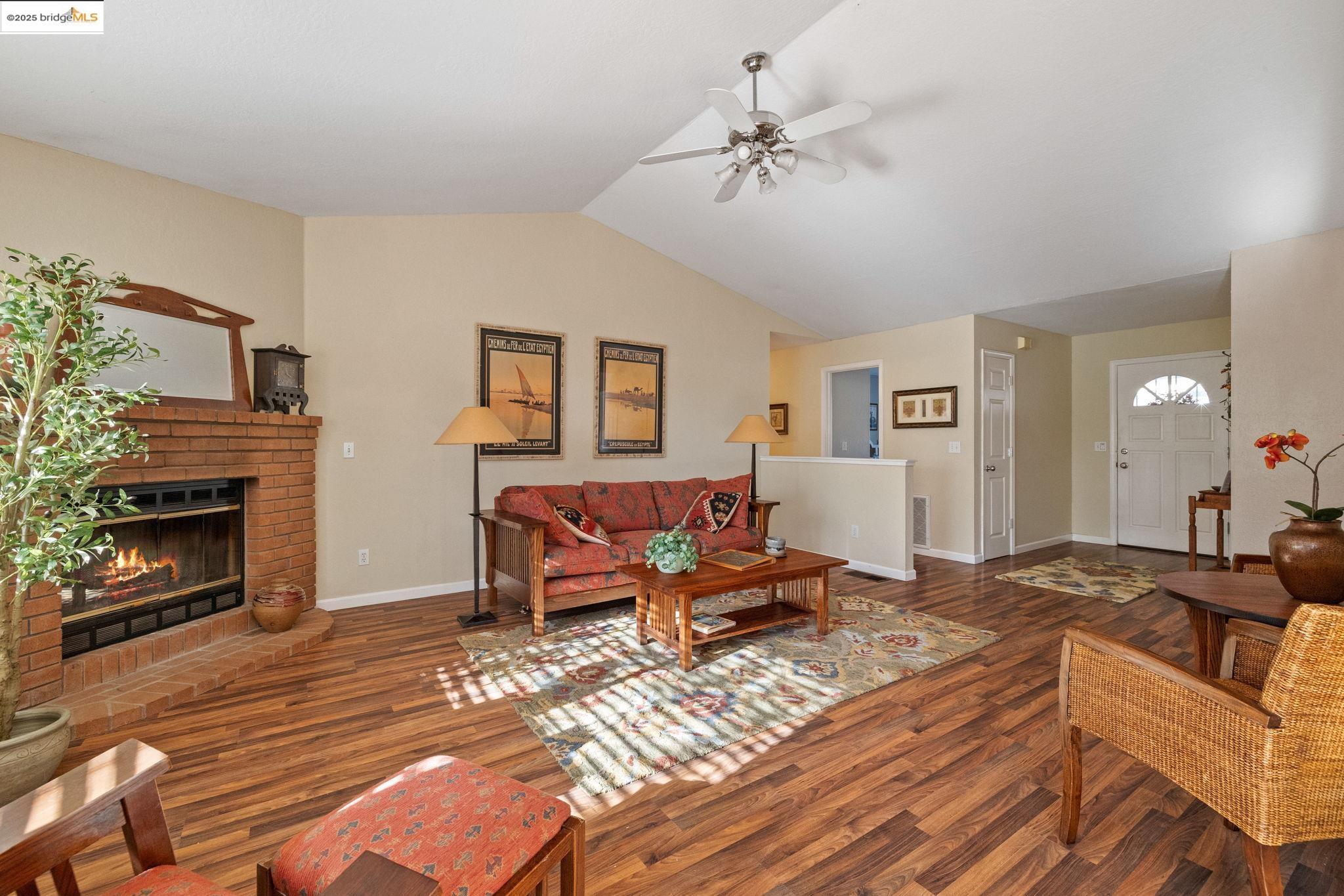 Detail Gallery Image 8 of 54 For 868 Live Oak Dr, Angels Camp,  CA 95222 - 3 Beds | 2 Baths