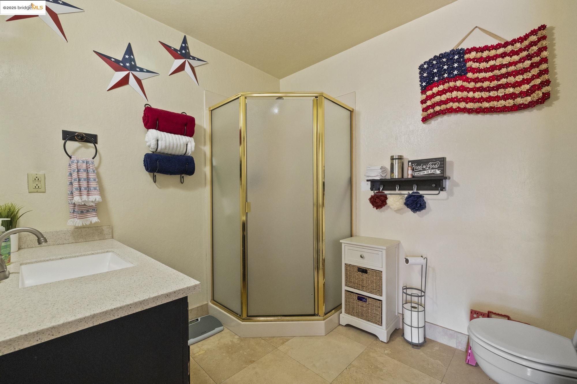 Detail Gallery Image 17 of 32 For 20853 Lawler Dr., Soulsbyville,  CA 95372 - 3 Beds | 3 Baths
