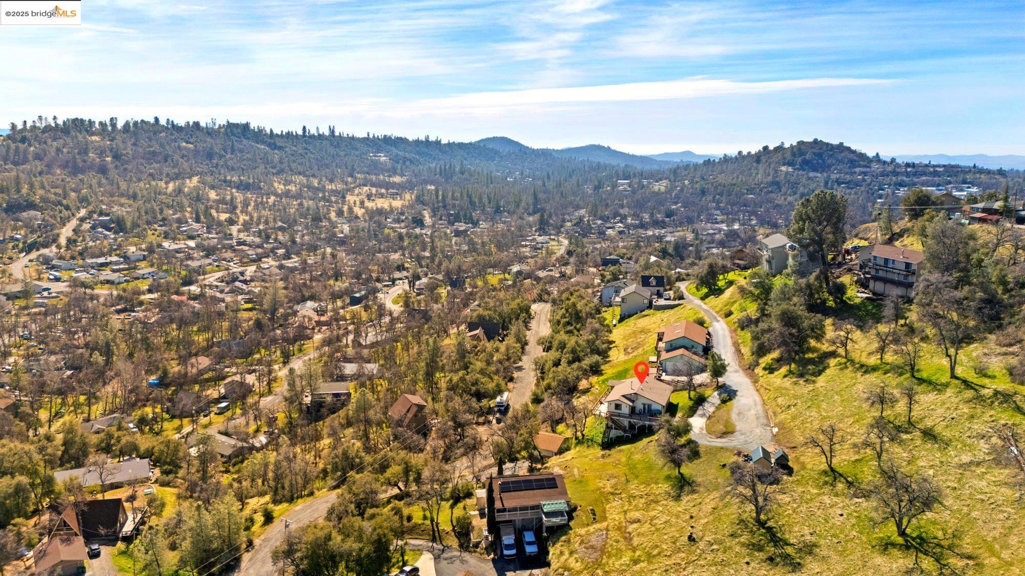 Detail Gallery Image 3 of 32 For 20853 Lawler Dr., Soulsbyville,  CA 95372 - 3 Beds | 3 Baths