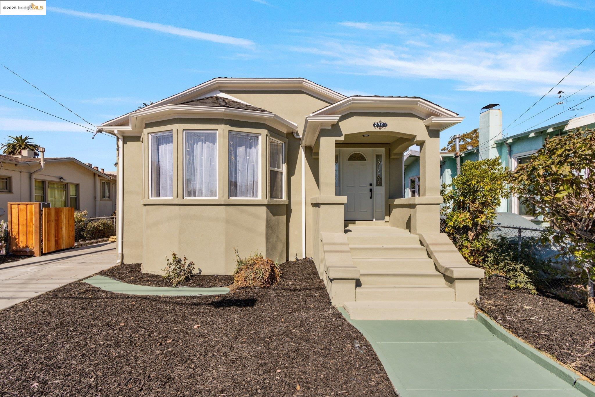 2701 67th Ave, Oakland, California 94605, 5 Bedrooms Bedrooms, 7 Rooms Rooms,4 BathroomsBathrooms,Residential,For Sale,2701 67th Ave,41086986