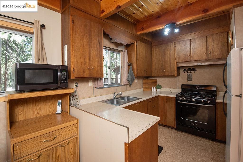 Detail Gallery Image 21 of 39 For 24929 E Jordan, Long Barn,  CA 95335-9773 - 2 Beds | 1 Baths