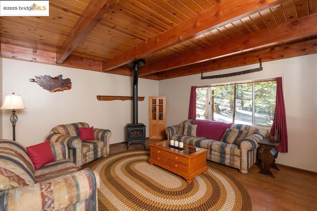 Detail Gallery Image 5 of 39 For 24929 E Jordan, Long Barn,  CA 95335-9773 - 2 Beds | 1 Baths