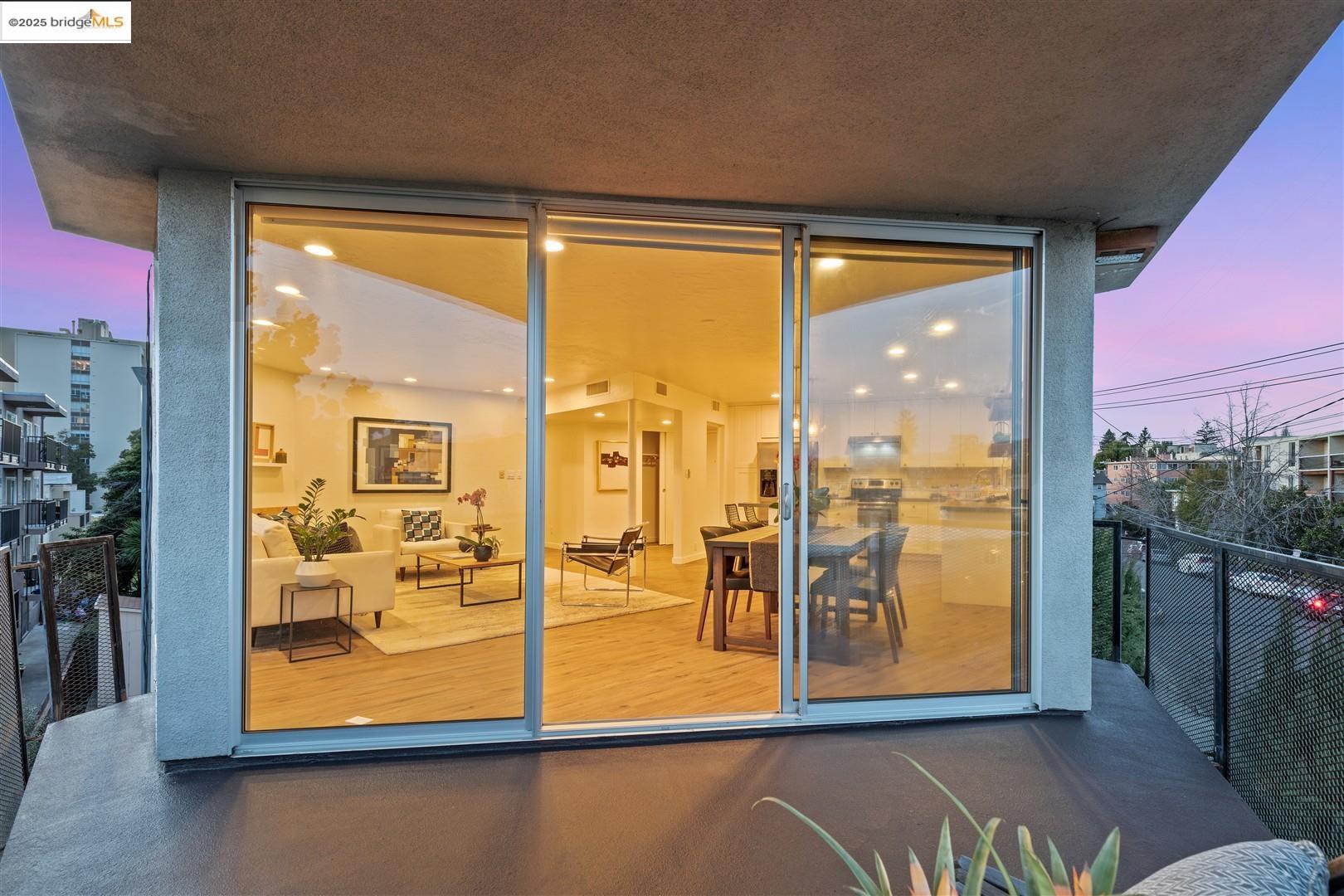 Photo #2: 41086999 Listing 