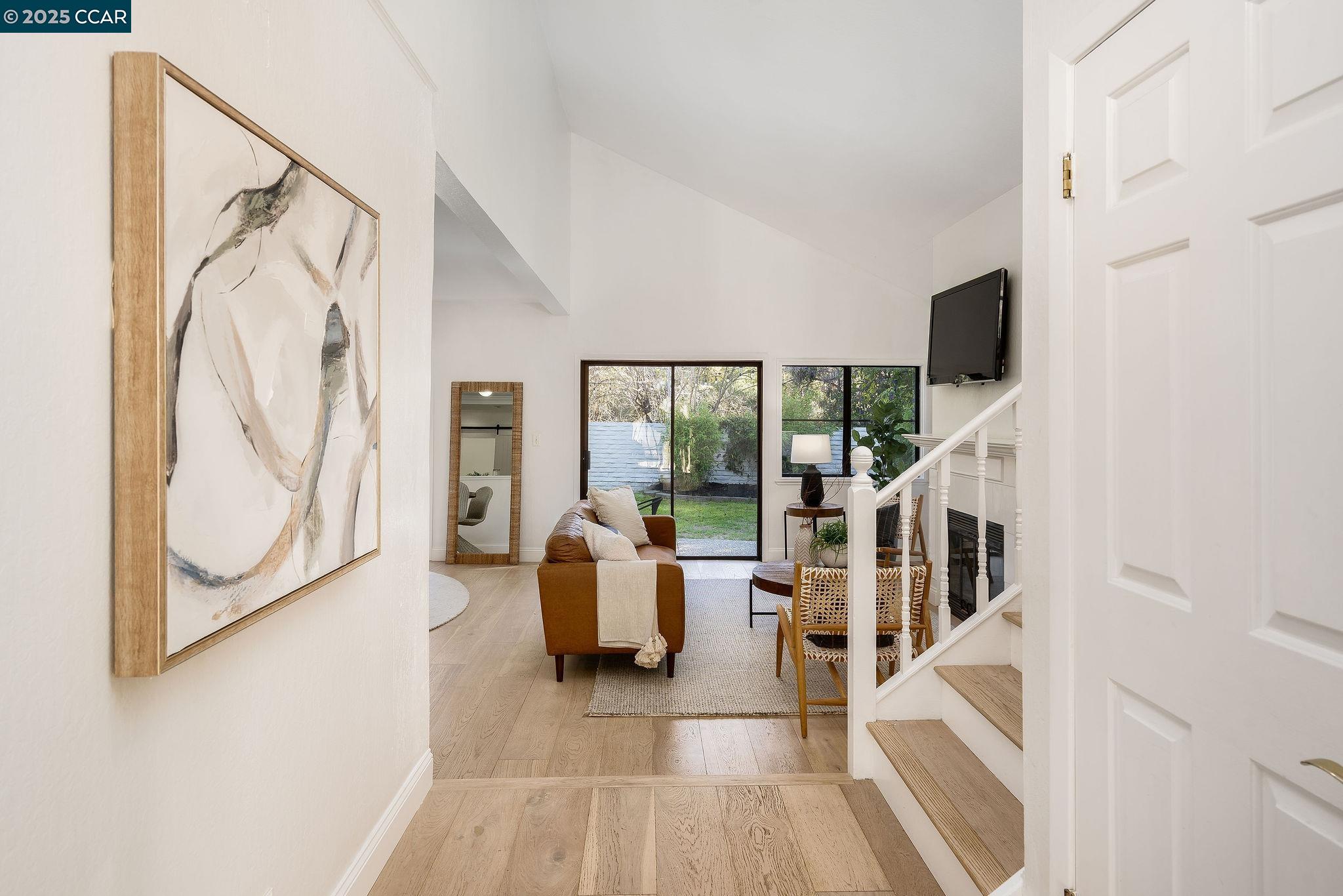 Photo #4: 41087001 Listing 