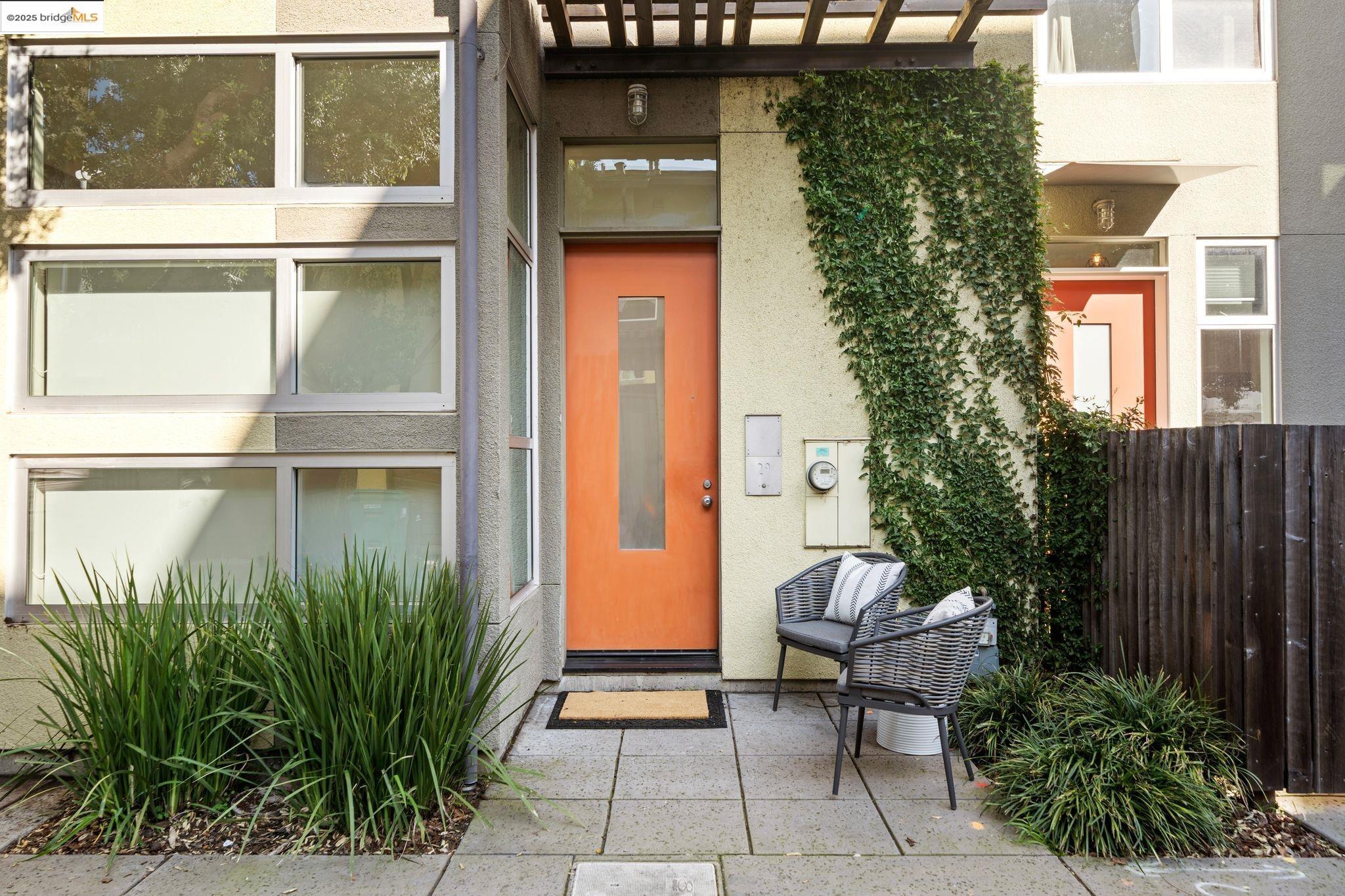 Browse active condo listings in WEST END COMMONS