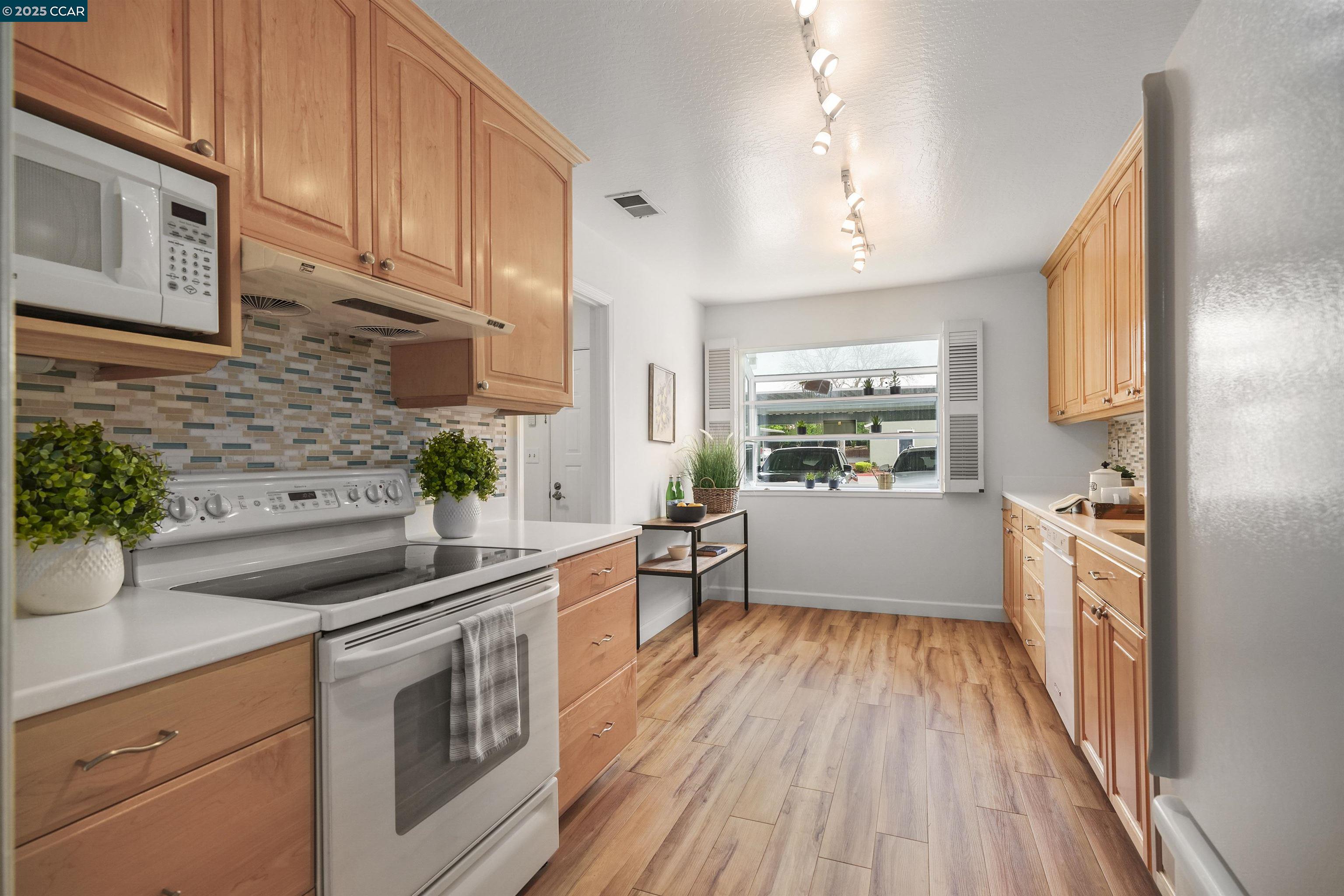 Photo #3: 41087052 Listing 