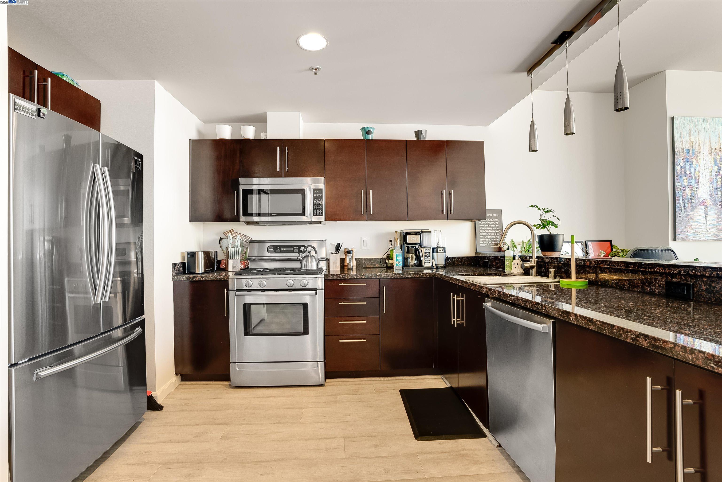 Photo #5: 41087062 Listing: Photo #5