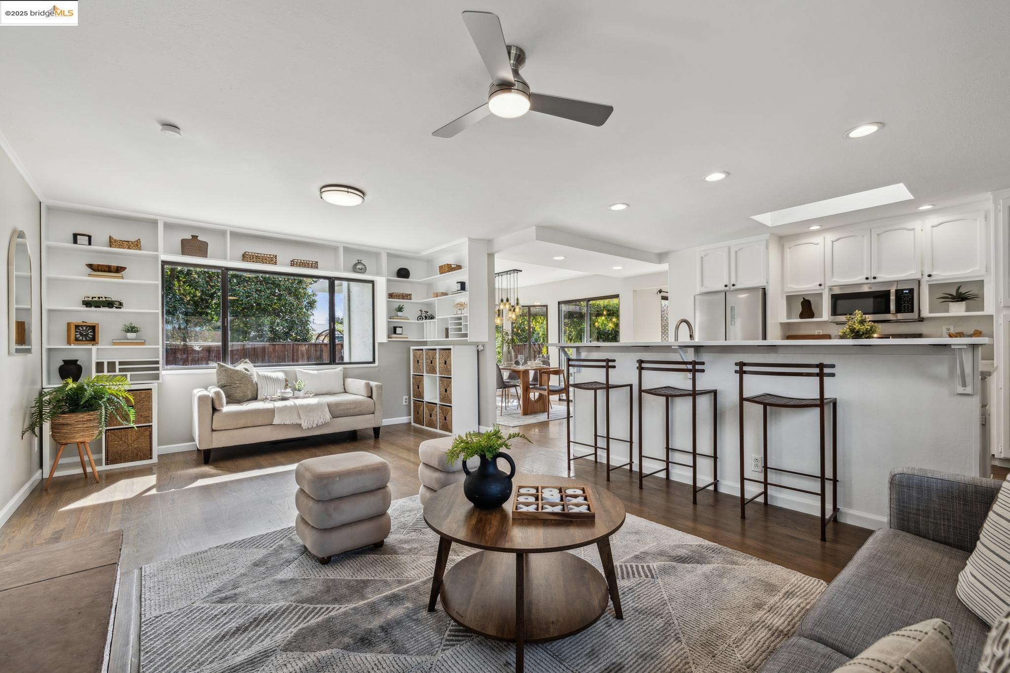 Detail Gallery Image 1 of 1 For 3863 Pestana Way, Livermore,  CA 94550 - 3 Beds | 2 Baths