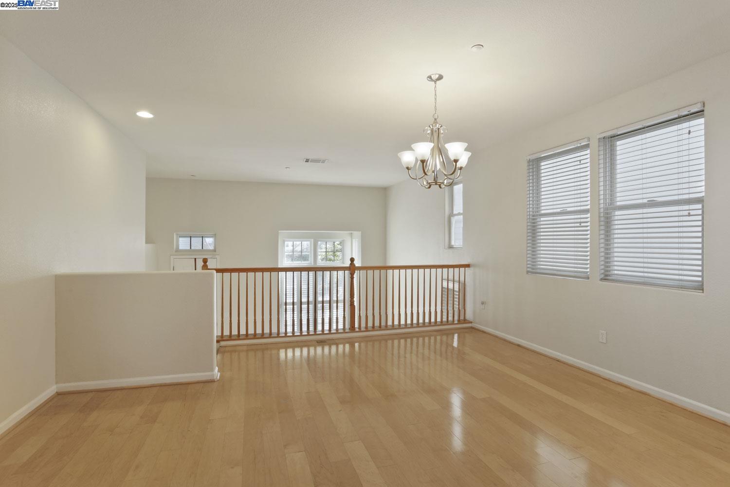 Detail Gallery Image 17 of 58 For 2057 Lewis St, Hercules,  CA 94547 - 3 Beds | 2/1 Baths