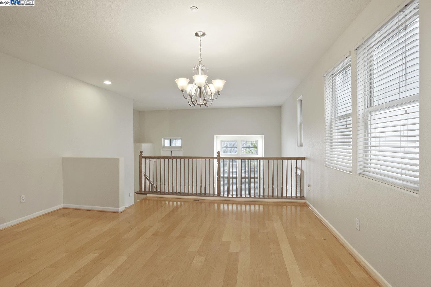 Detail Gallery Image 18 of 58 For 2057 Lewis St, Hercules,  CA 94547 - 3 Beds | 2/1 Baths