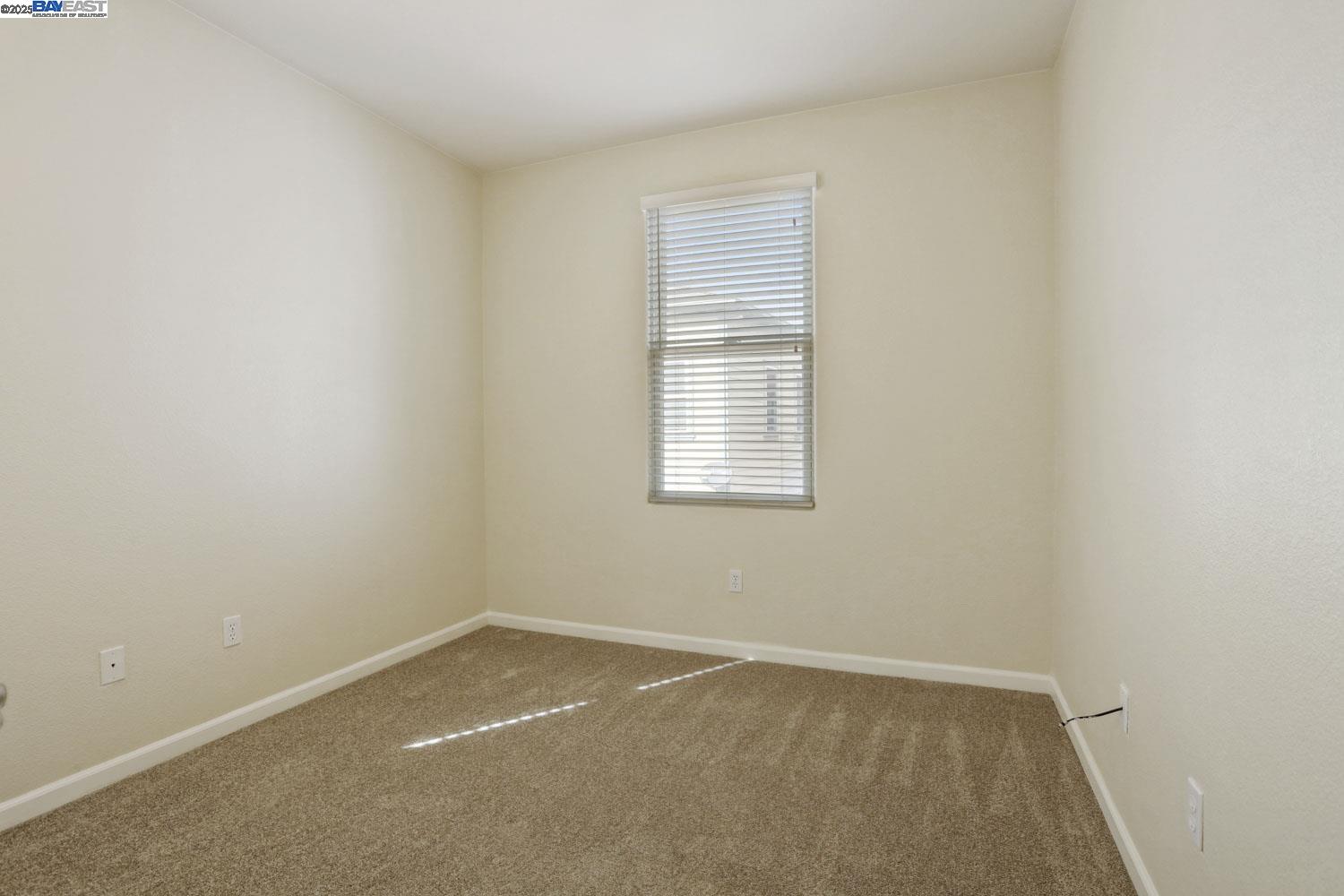 Detail Gallery Image 31 of 58 For 2057 Lewis St, Hercules,  CA 94547 - 3 Beds | 2/1 Baths