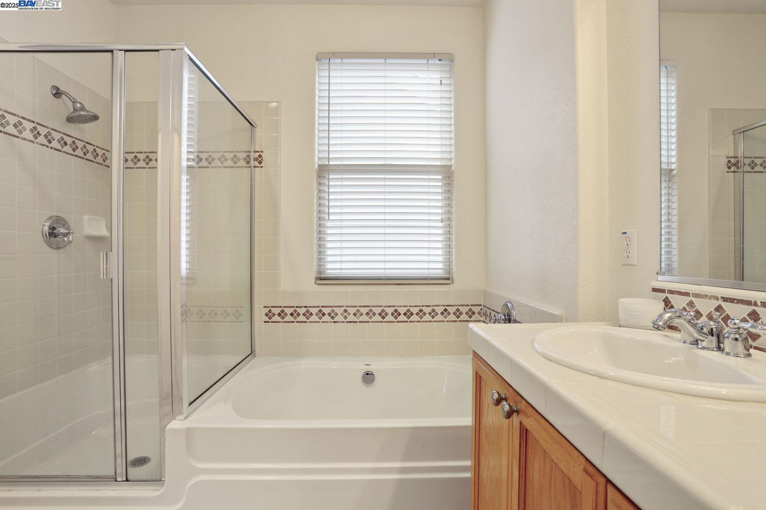 Detail Gallery Image 44 of 58 For 2057 Lewis St, Hercules,  CA 94547 - 3 Beds | 2/1 Baths