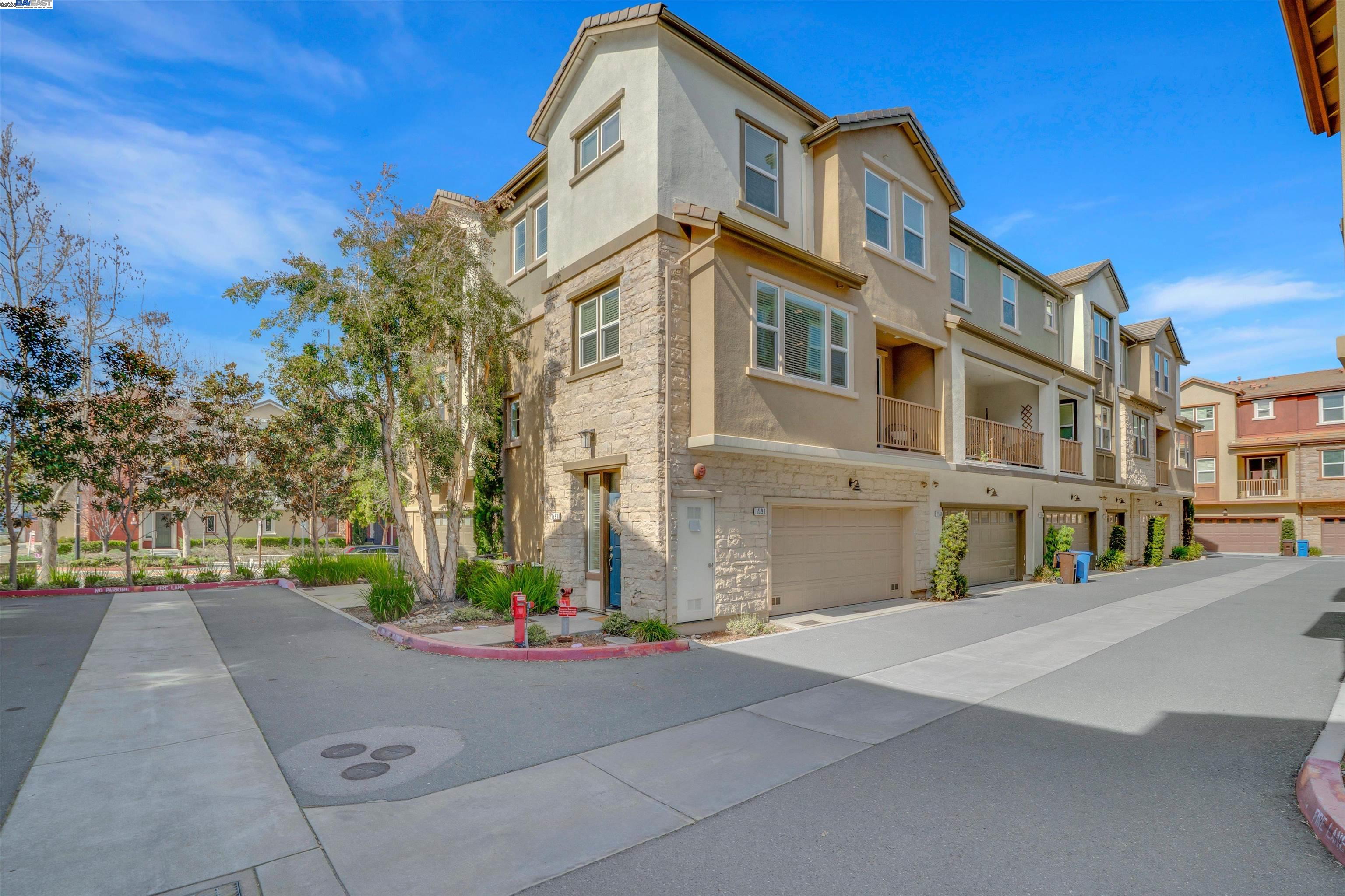 Detail Gallery Image 1 of 1 For 1591 Bleecker St, Milpitas,  CA 95035 - 2 Beds | 2/1 Baths