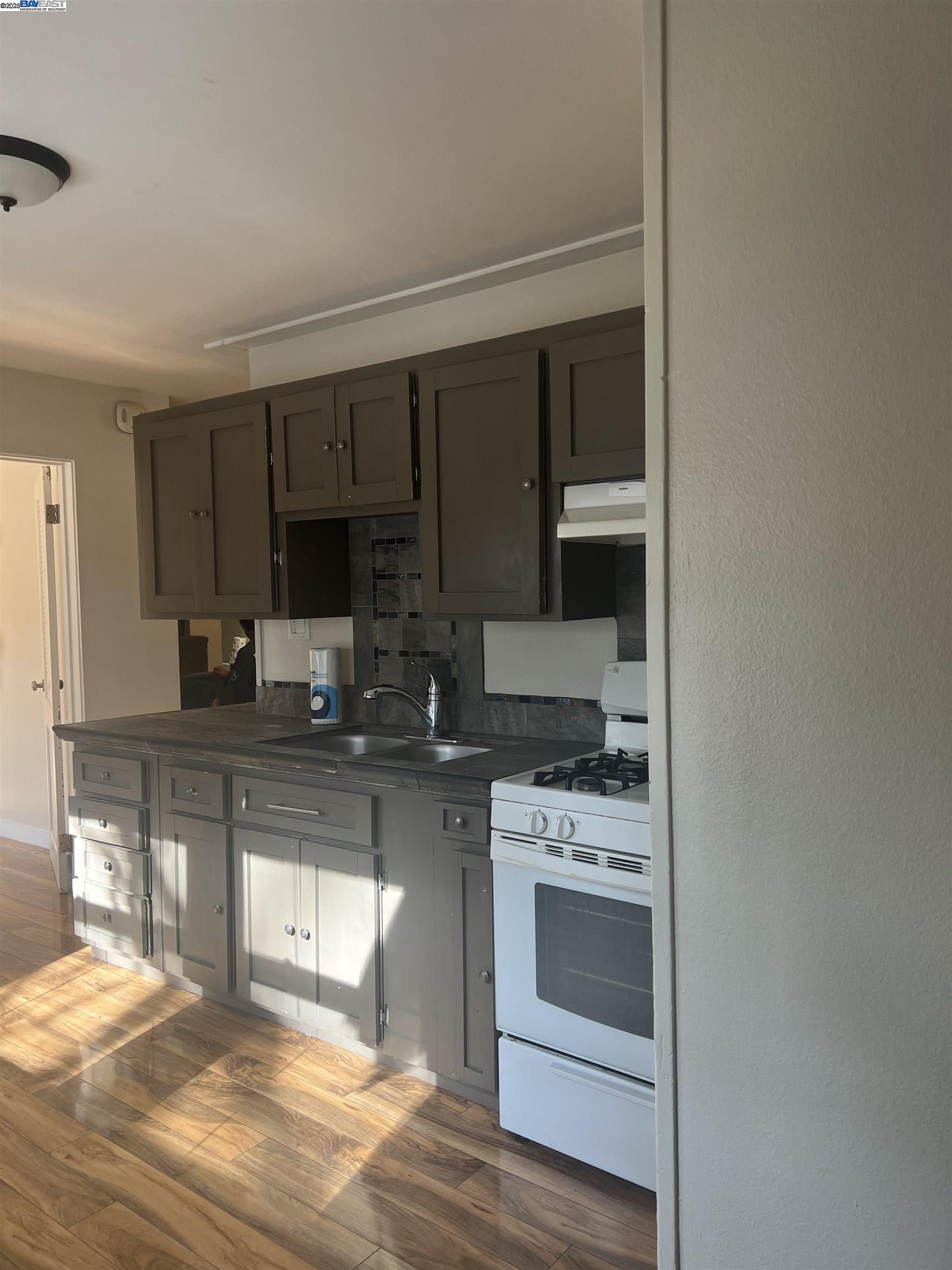 Detail Gallery Image 14 of 31 For 1099 Tata Ln, South Lake Tahoe,  CA 96150 - 2 Beds | 1 Baths