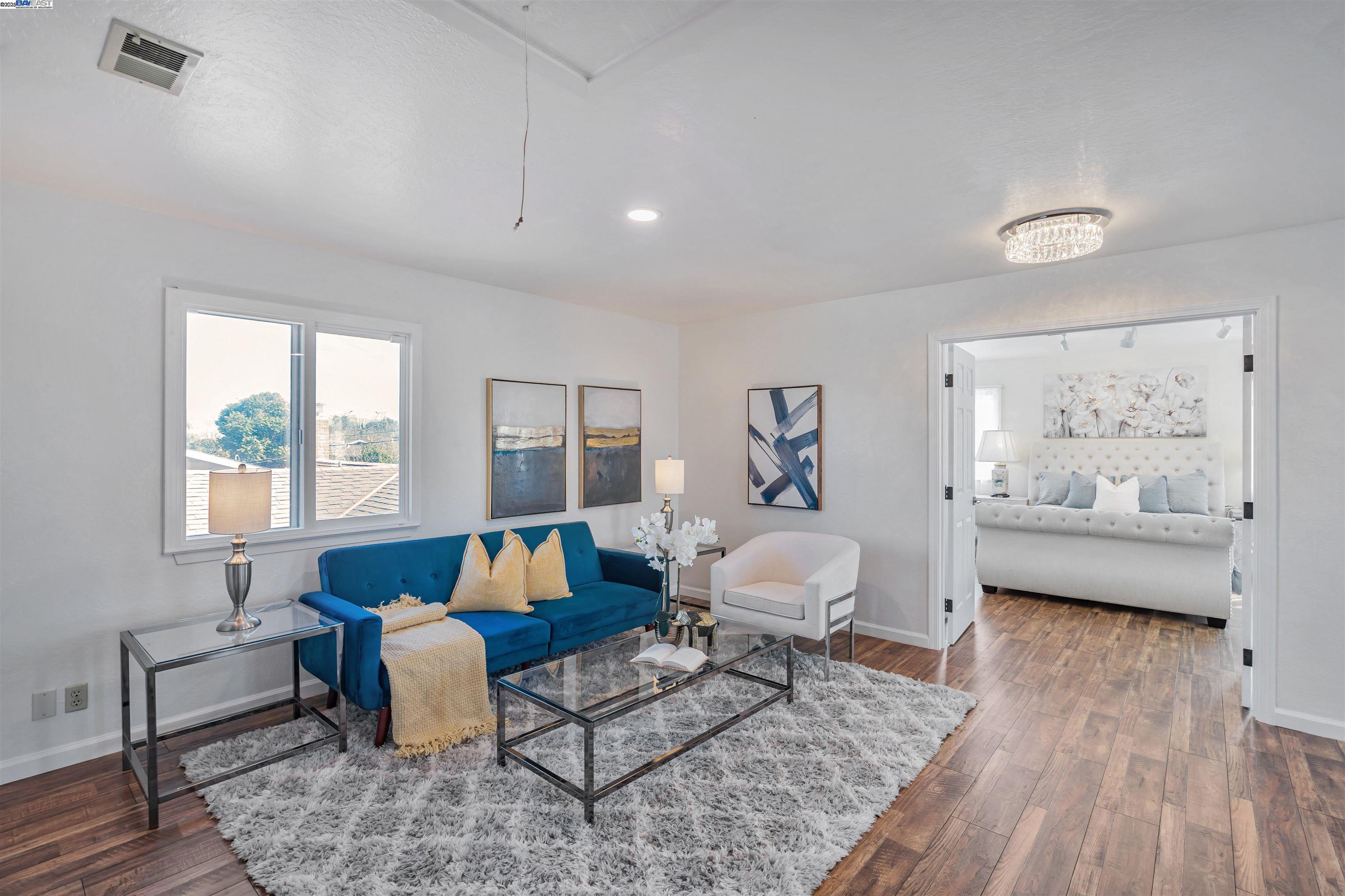 Detail Gallery Image 14 of 53 For 1570 Hillsdale Avenue, San Jose,  CA 95118 - 5 Beds | 4/1 Baths
