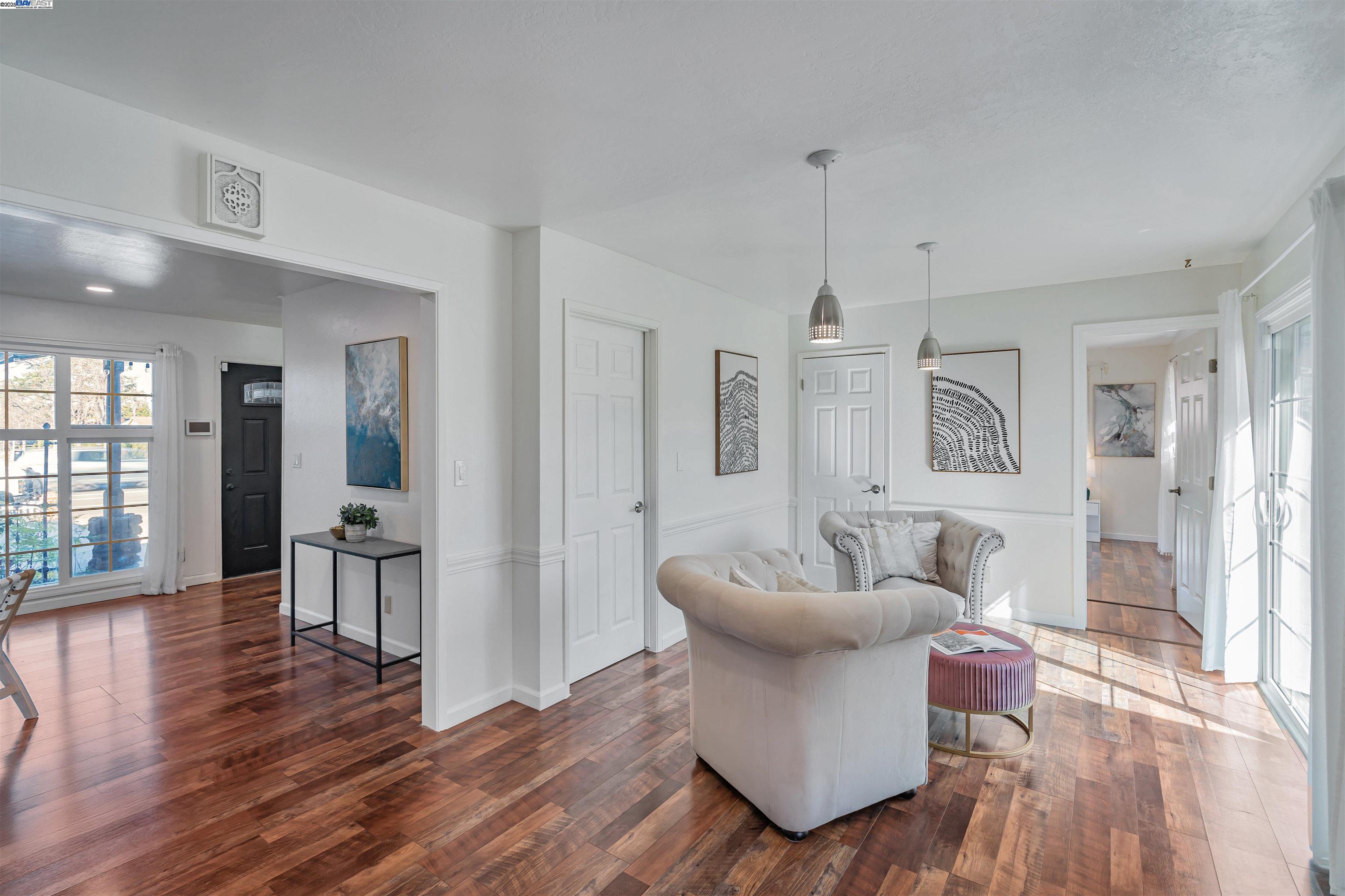 Detail Gallery Image 22 of 53 For 1570 Hillsdale Avenue, San Jose,  CA 95118 - 5 Beds | 4/1 Baths