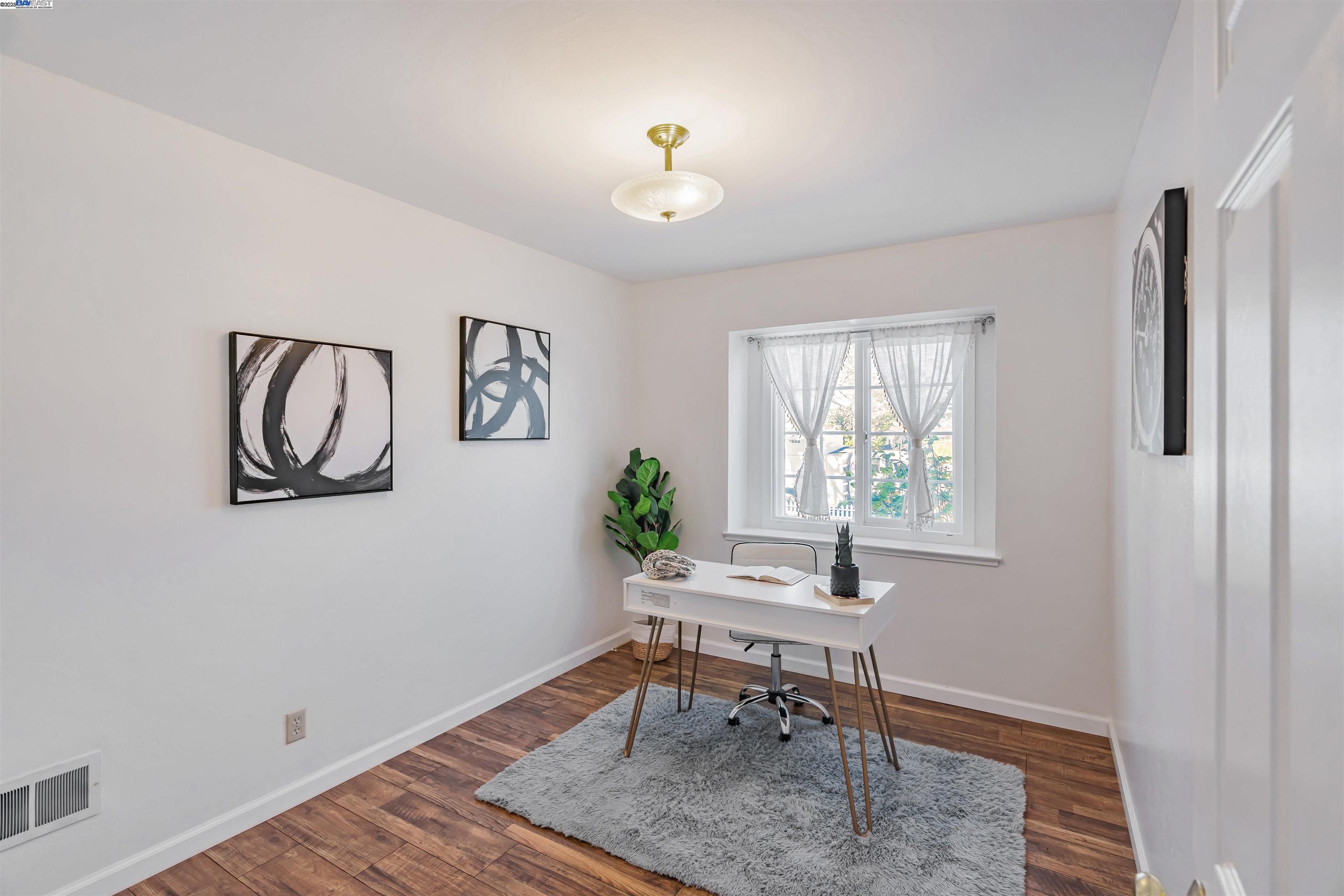 Detail Gallery Image 23 of 53 For 1570 Hillsdale Avenue, San Jose,  CA 95118 - 5 Beds | 4/1 Baths