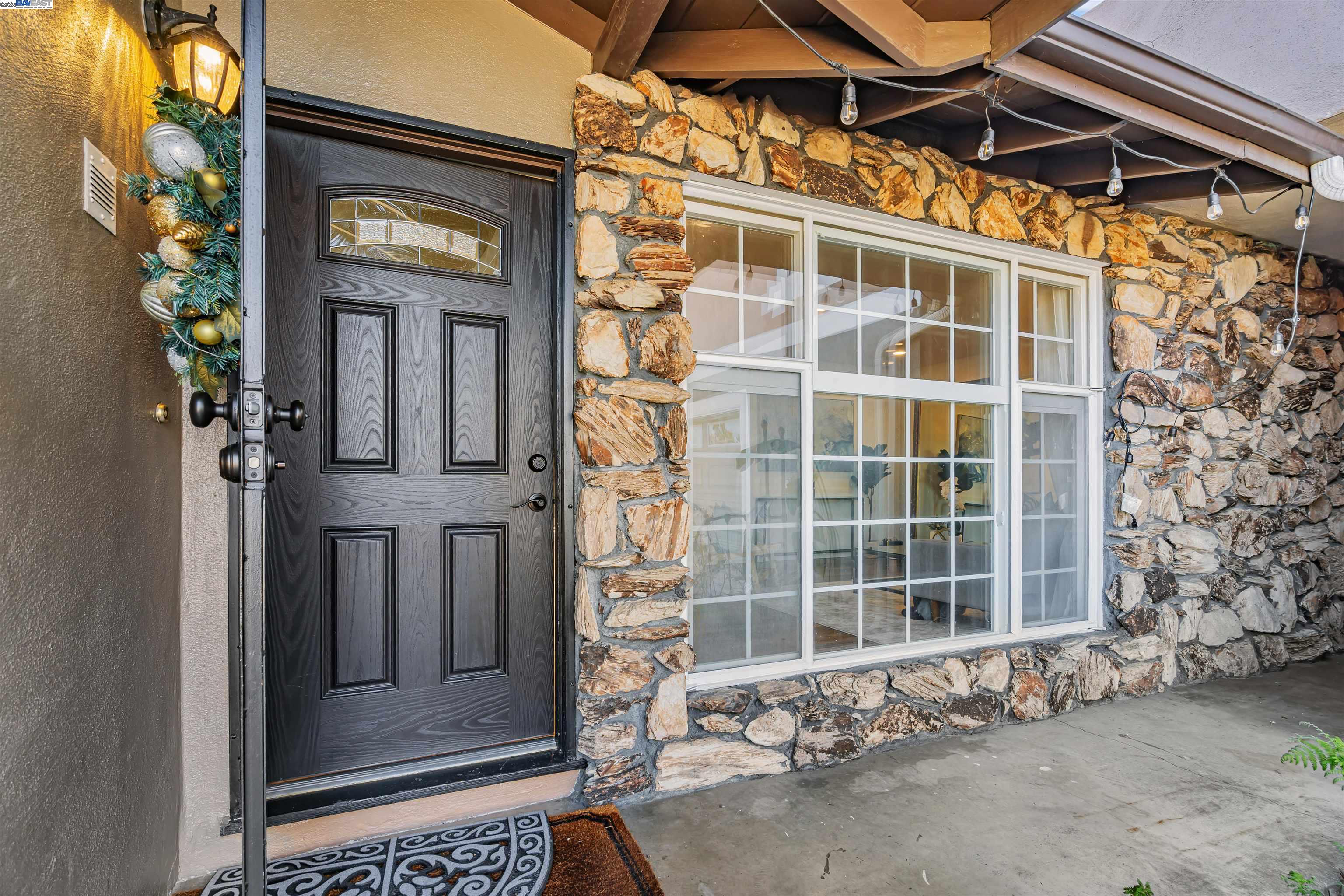 Detail Gallery Image 5 of 53 For 1570 Hillsdale Avenue, San Jose,  CA 95118 - 5 Beds | 4/1 Baths