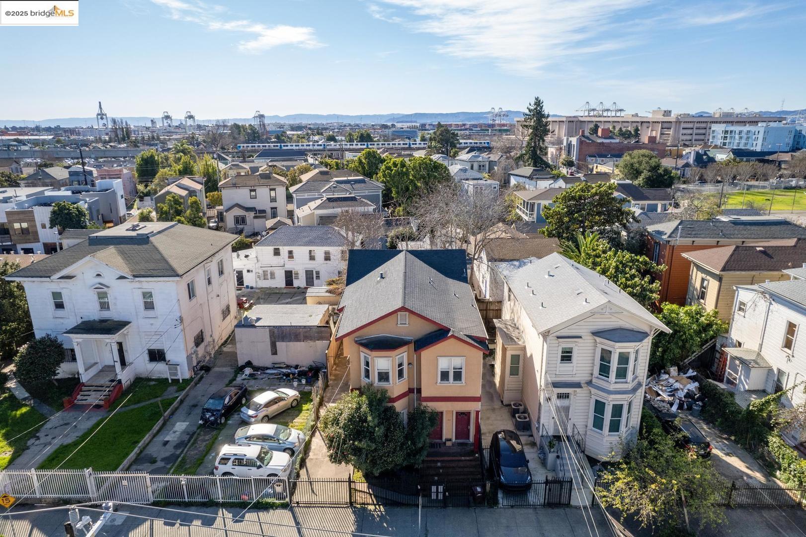 1531 9th, Oakland, California 94607, ,Residential Income,For Sale,1531 9th,41087103
