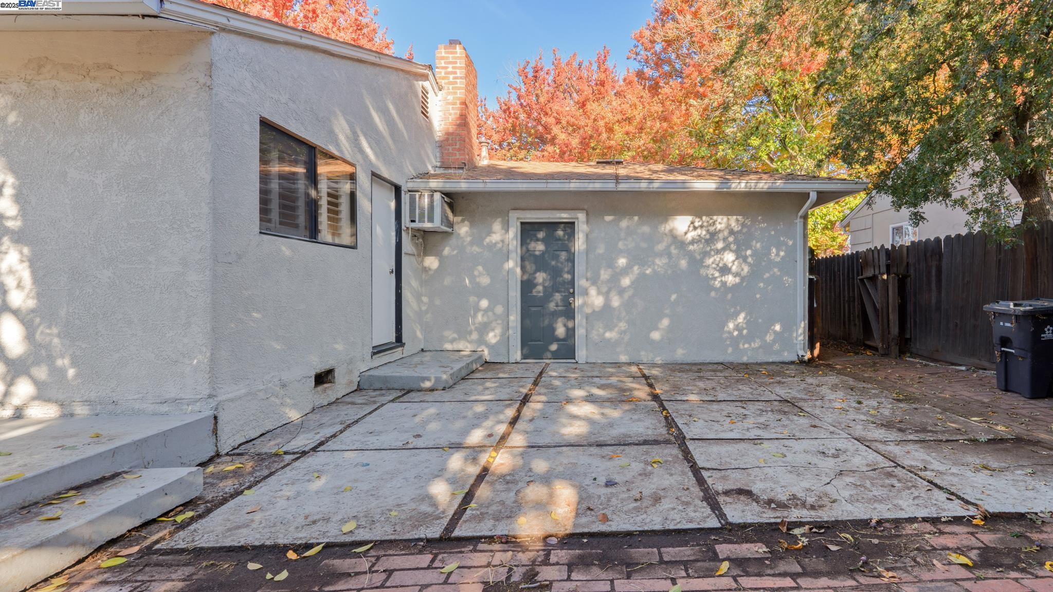 Detail Gallery Image 23 of 29 For 20 W Mayfair Ave, Stockton,  CA 95207 - 3 Beds | 1 Baths