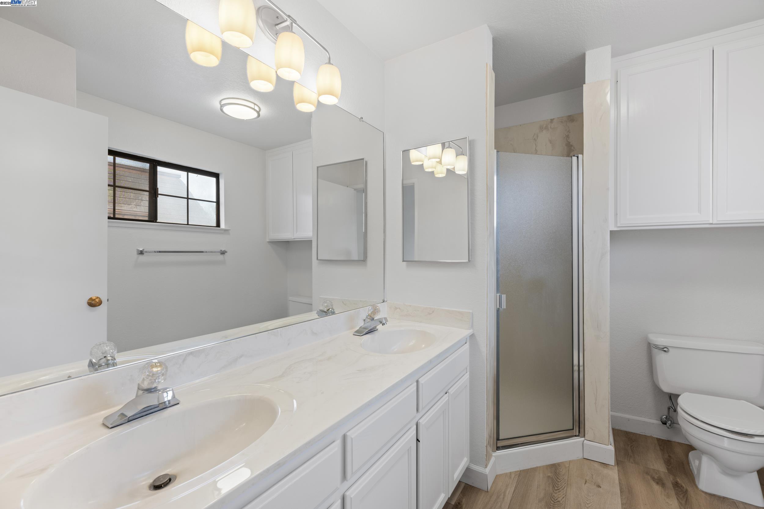 Detail Gallery Image 22 of 45 For 15205 Hesperian Blvd #G,  San Leandro,  CA 94578 - 3 Beds | 2/1 Baths