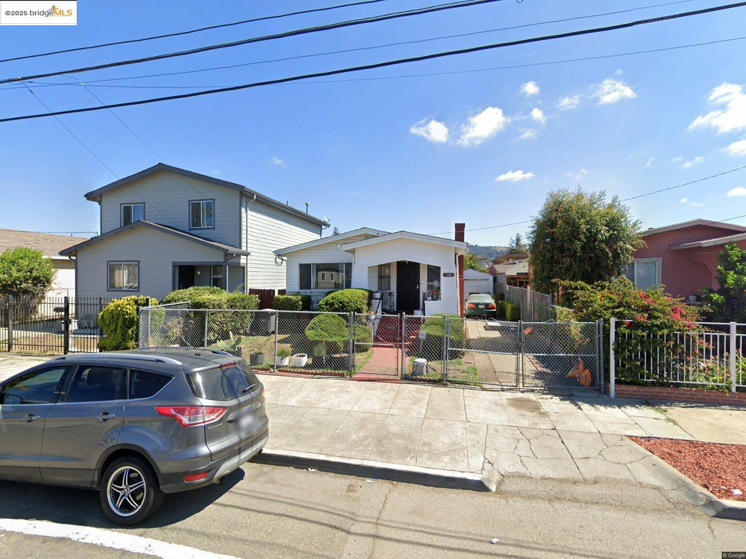 7200 Favor St