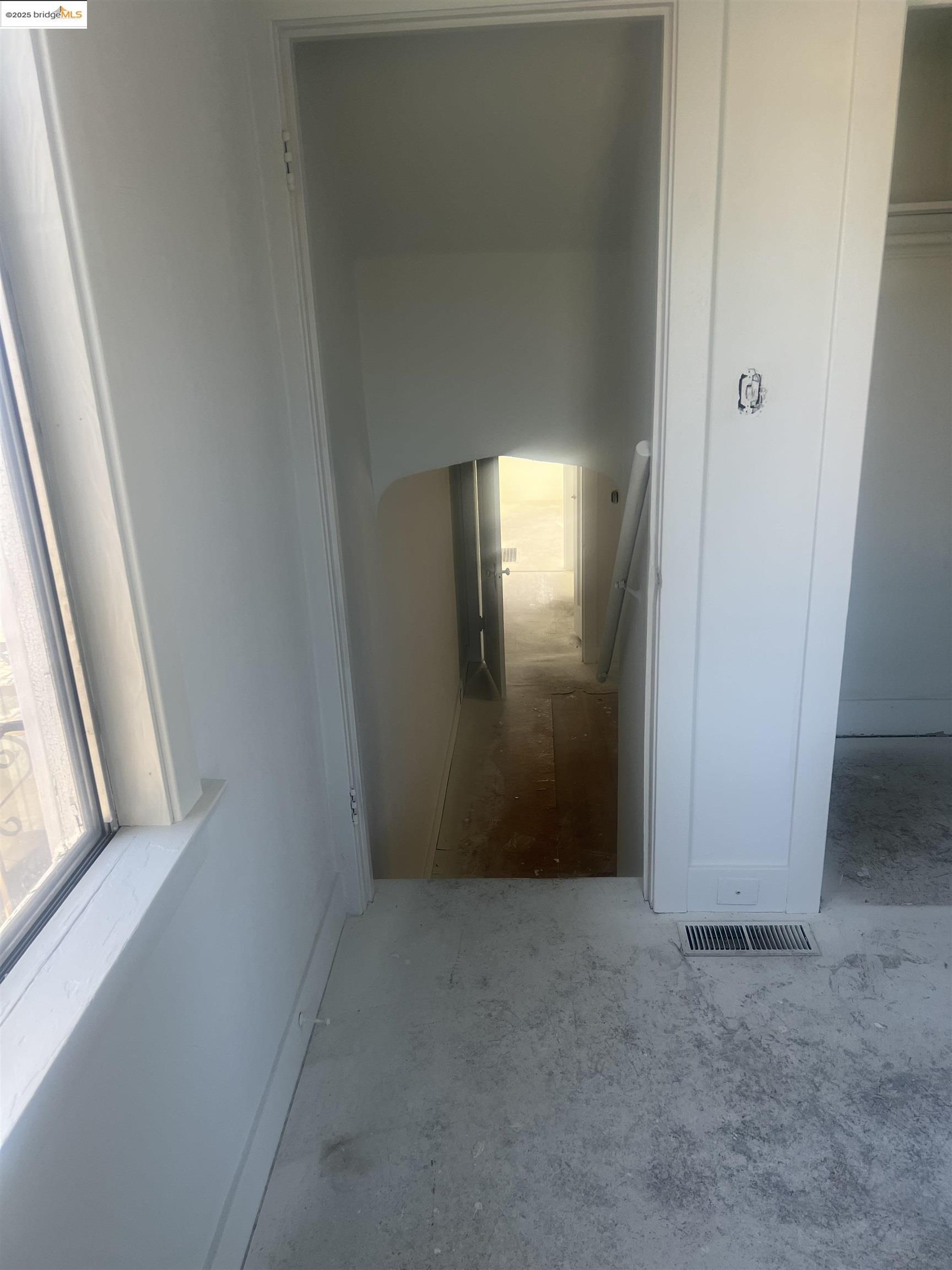 7200 Favor St