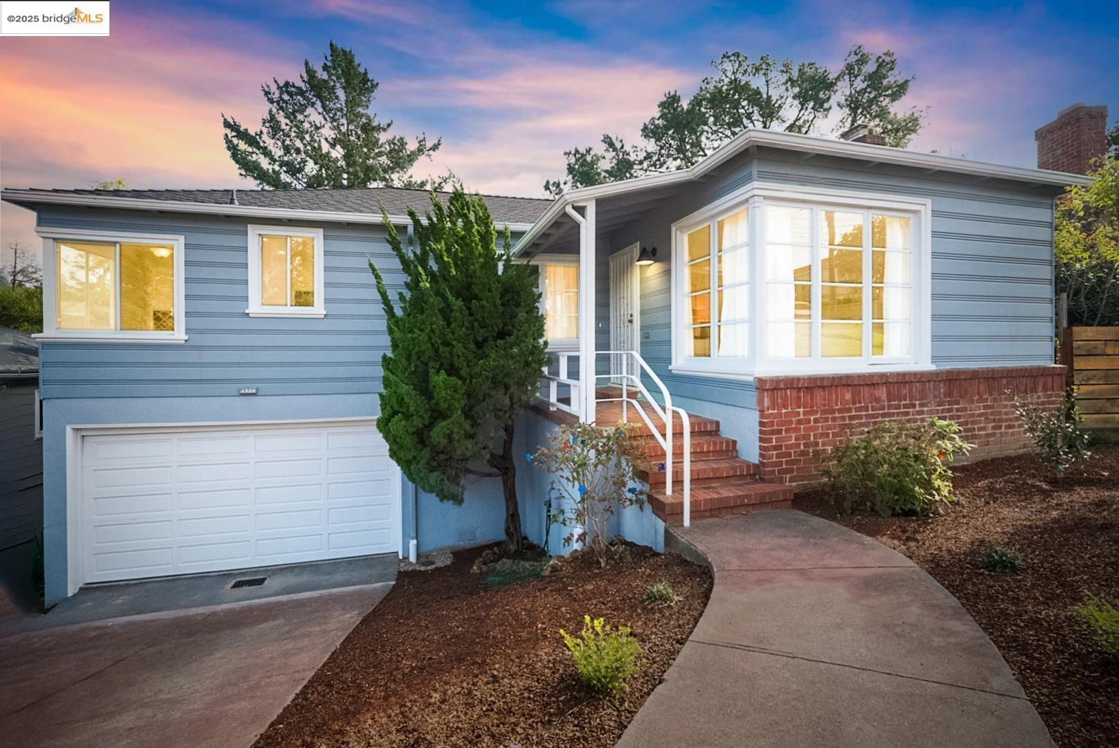 Detail Gallery Image 1 of 1 For 4320 Anderson Ave, Oakland,  CA 94619 - 4 Beds | 2 Baths