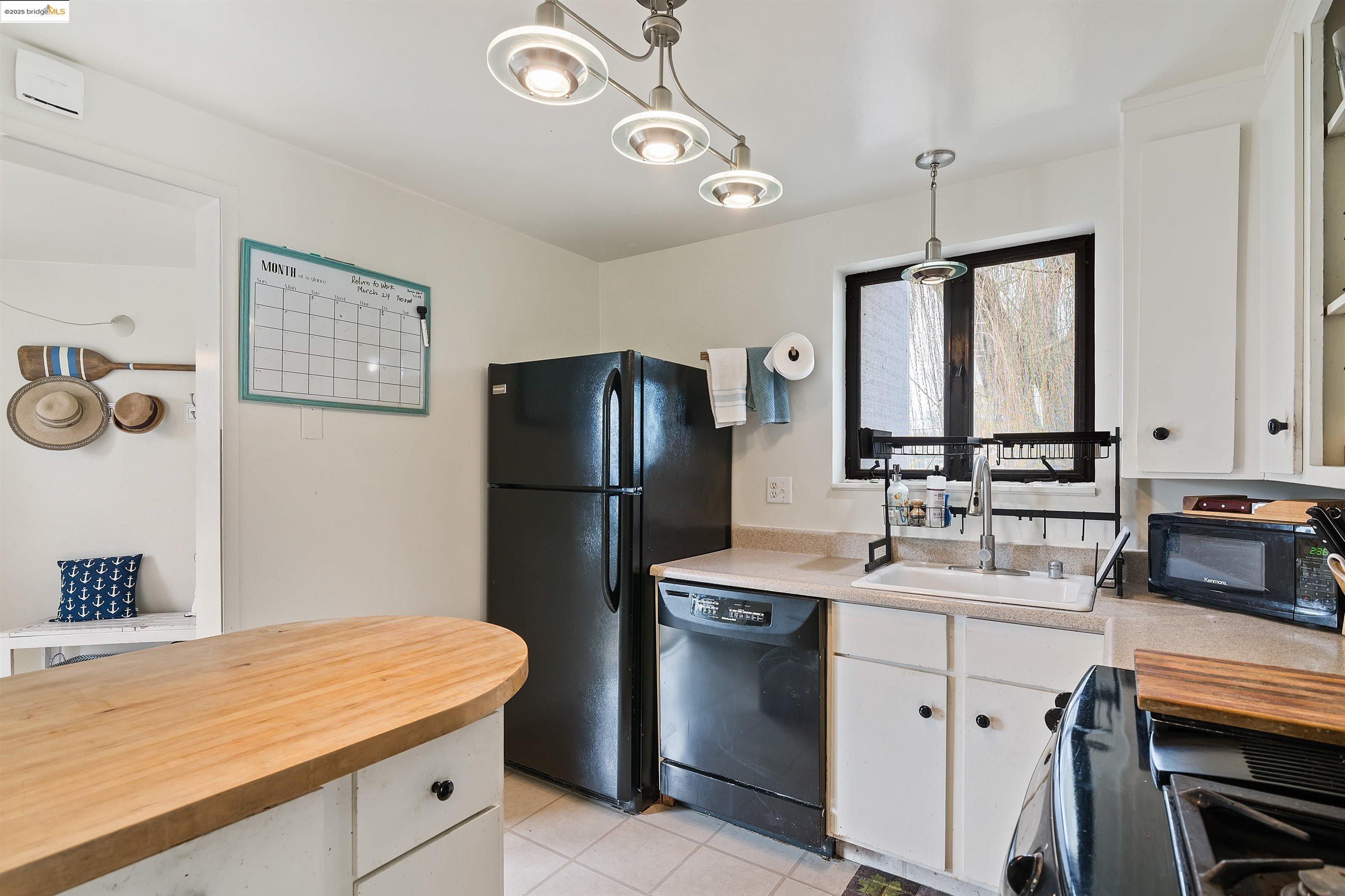 364 Park Ln, Bethel Island, California 94511, 3 Bedrooms Bedrooms, 6 Rooms Rooms,1 BathroomBathrooms,Residential,For Sale,364 Park Ln,41087166