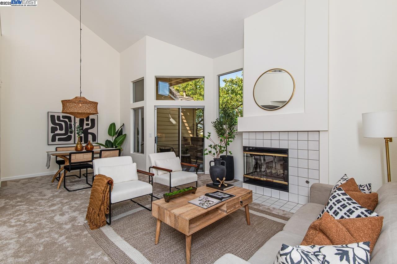 Detail Gallery Image 1 of 1 For 5207 Fairbanks Cmn, Fremont,  CA 94555 - 2 Beds | 2 Baths