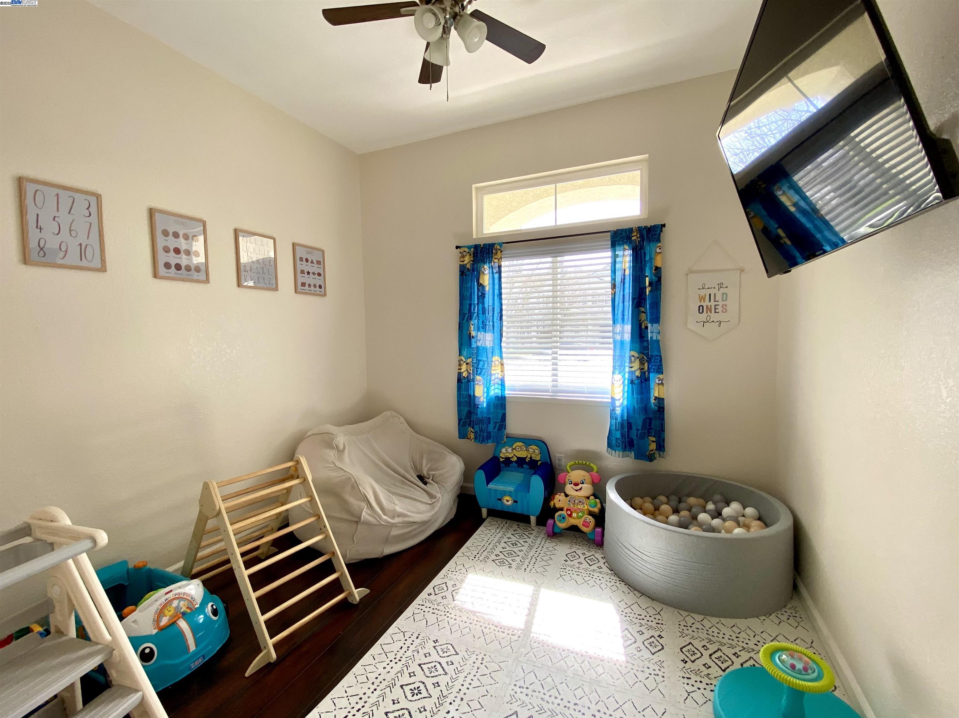 Detail Gallery Image 12 of 17 For 963 Grafton St, Manteca,  CA 95337 - 4 Beds | 2 Baths