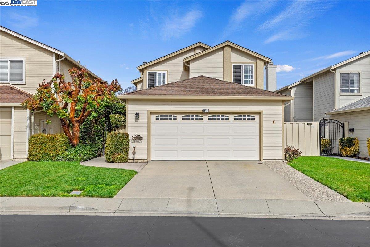 Detail Gallery Image 1 of 1 For 38758 Buckboard Cmn, Fremont,  CA 94536 - 4 Beds | 3 Baths