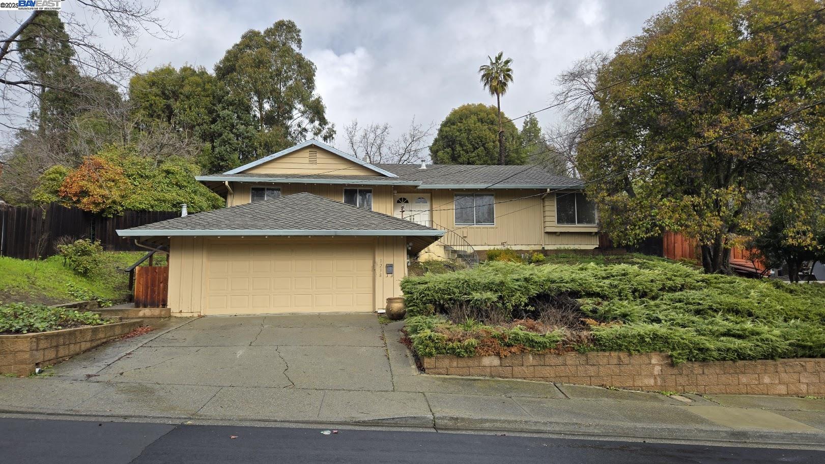 Detail Gallery Image 1 of 1 For 1238 Conejo Way, Walnut Creek,  CA 94597 - 4 Beds | 2 Baths