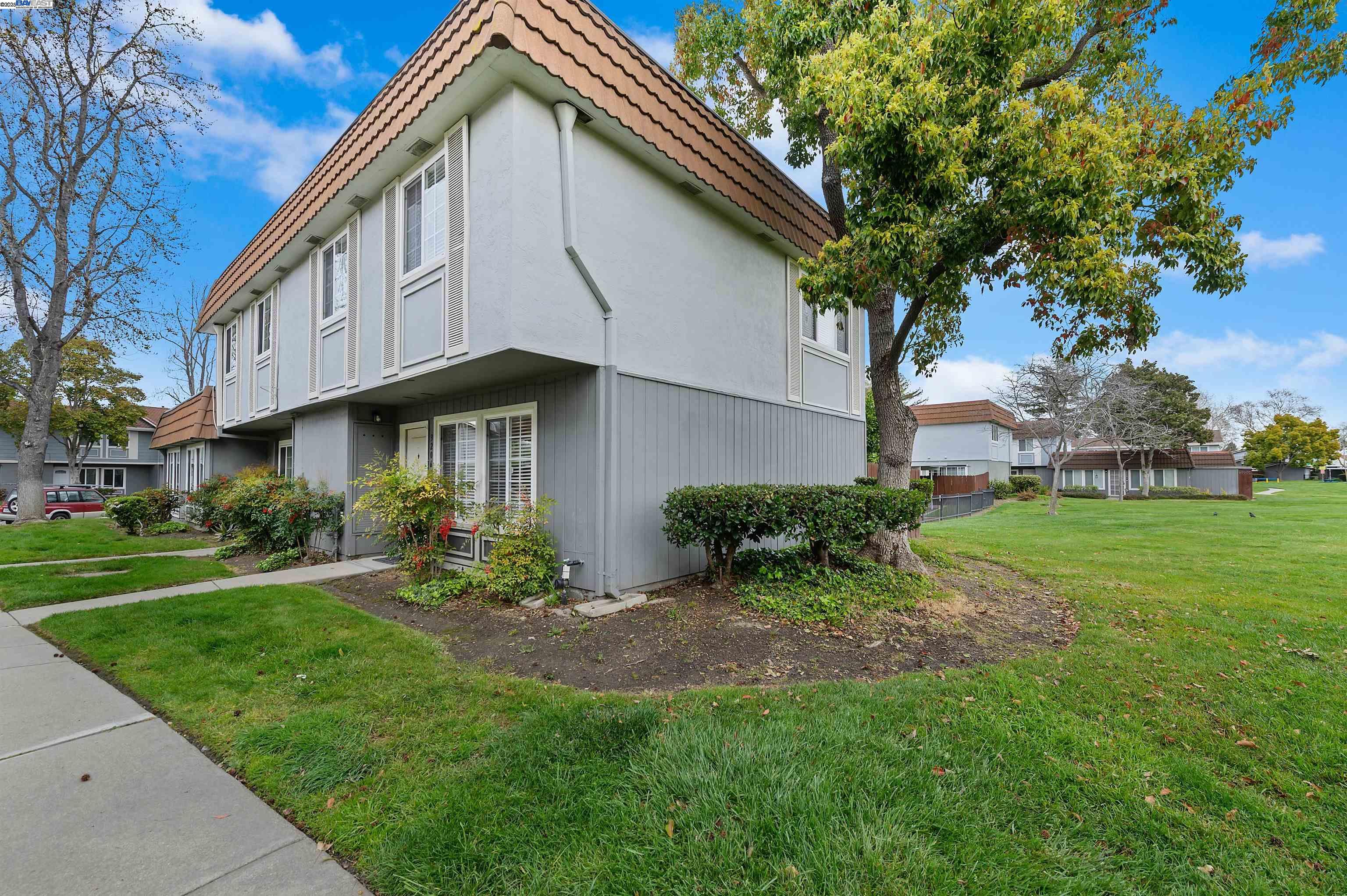Photo #2: 41087181 Listing 