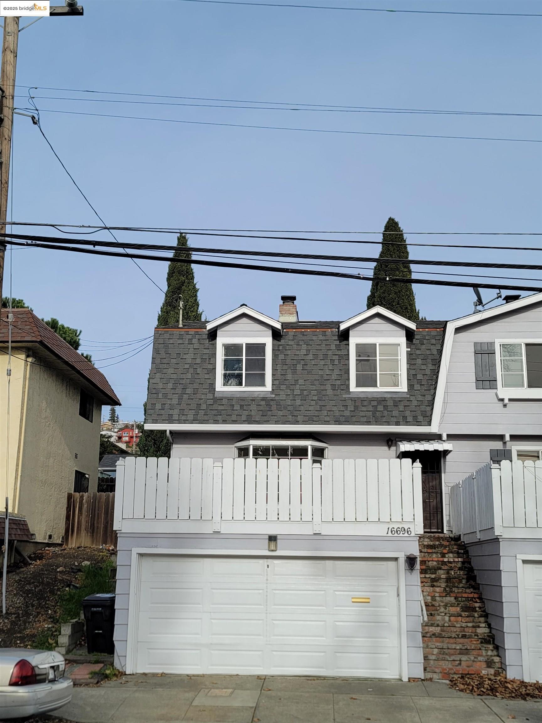 Detail Gallery Image 1 of 1 For 16696 Foothill Blvd, San Leandro,  CA 94578 - 2 Beds | 1/1 Baths