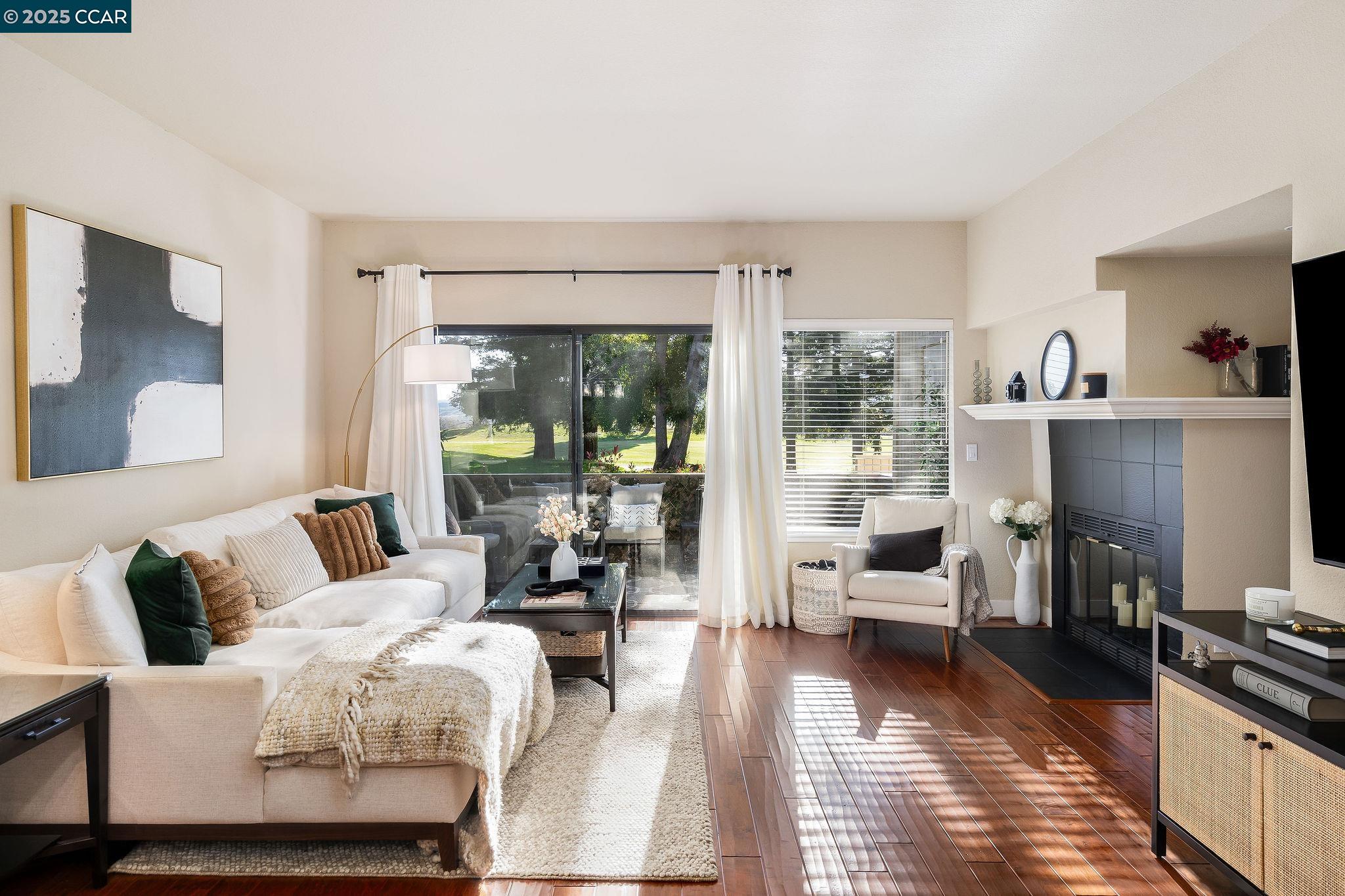 Browse active condo listings in COPPER RIDGE