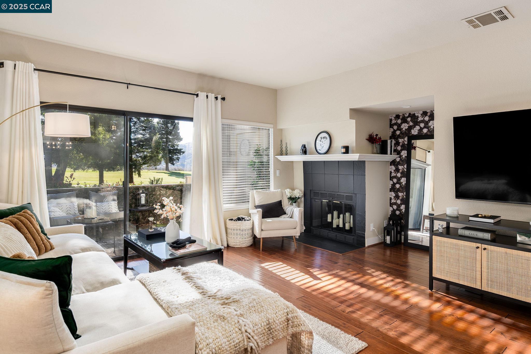 Photo #15: 41087216 Listing: Photo #15