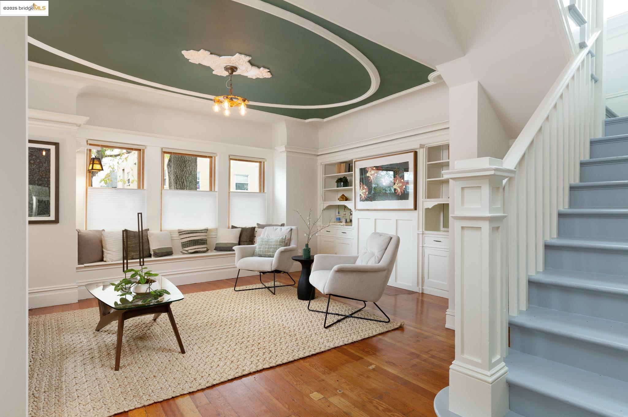 Detail Gallery Image 1 of 1 For 1639 Woolsey St, Berkeley,  CA 94703 - 3 Beds | 2 Baths