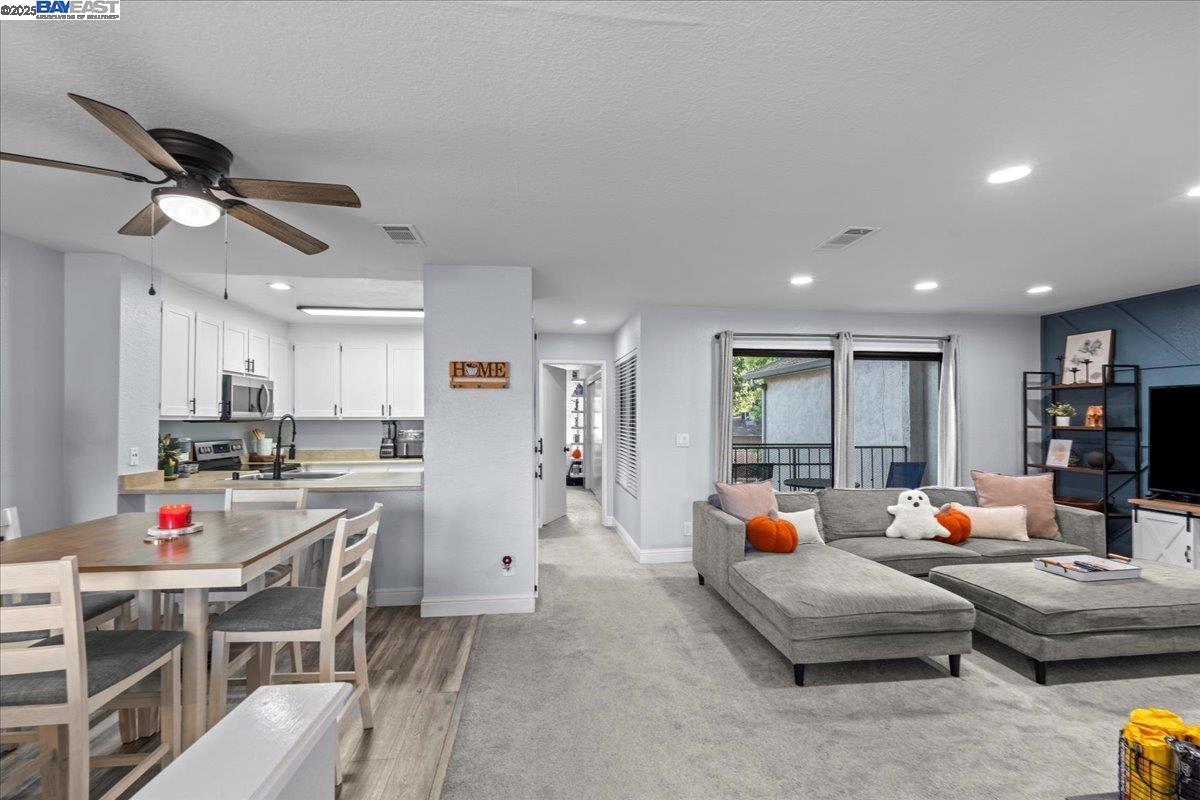 Detail Gallery Image 24 of 32 For 1657 W Swain Road, Stockton,  CA 95207 - 2 Beds | 2 Baths